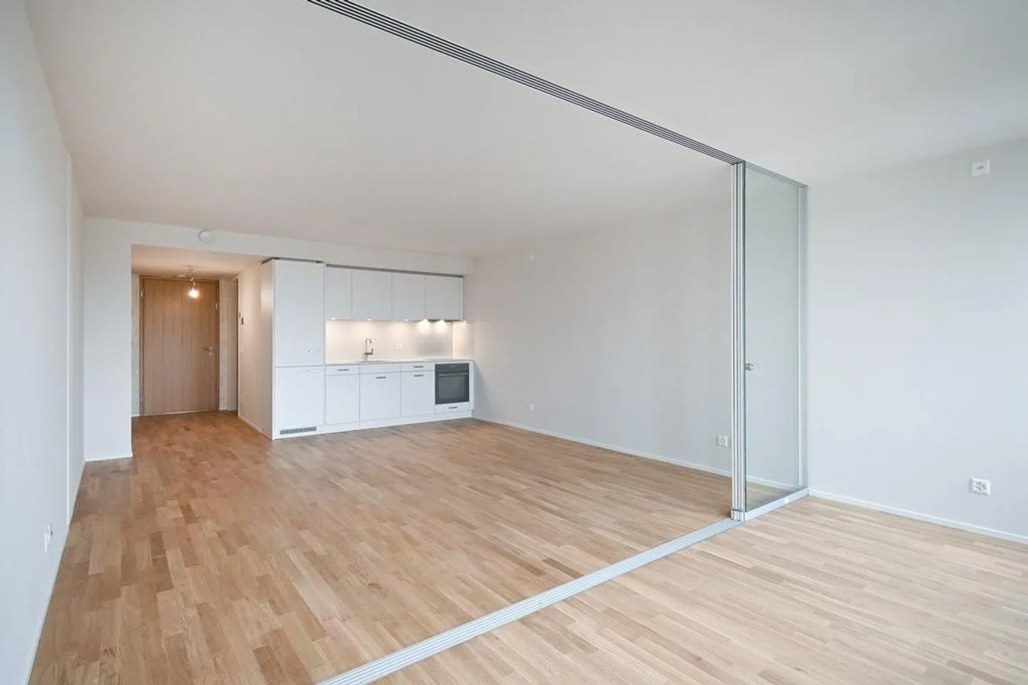 Central Apartment with a View - Photo 3 of 4