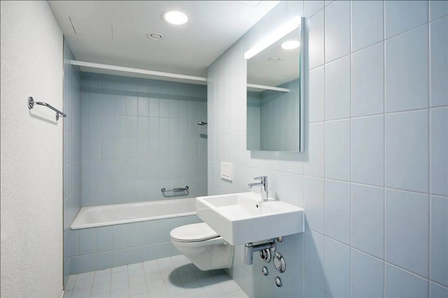 Apartment for rent - Photo 4 of 5