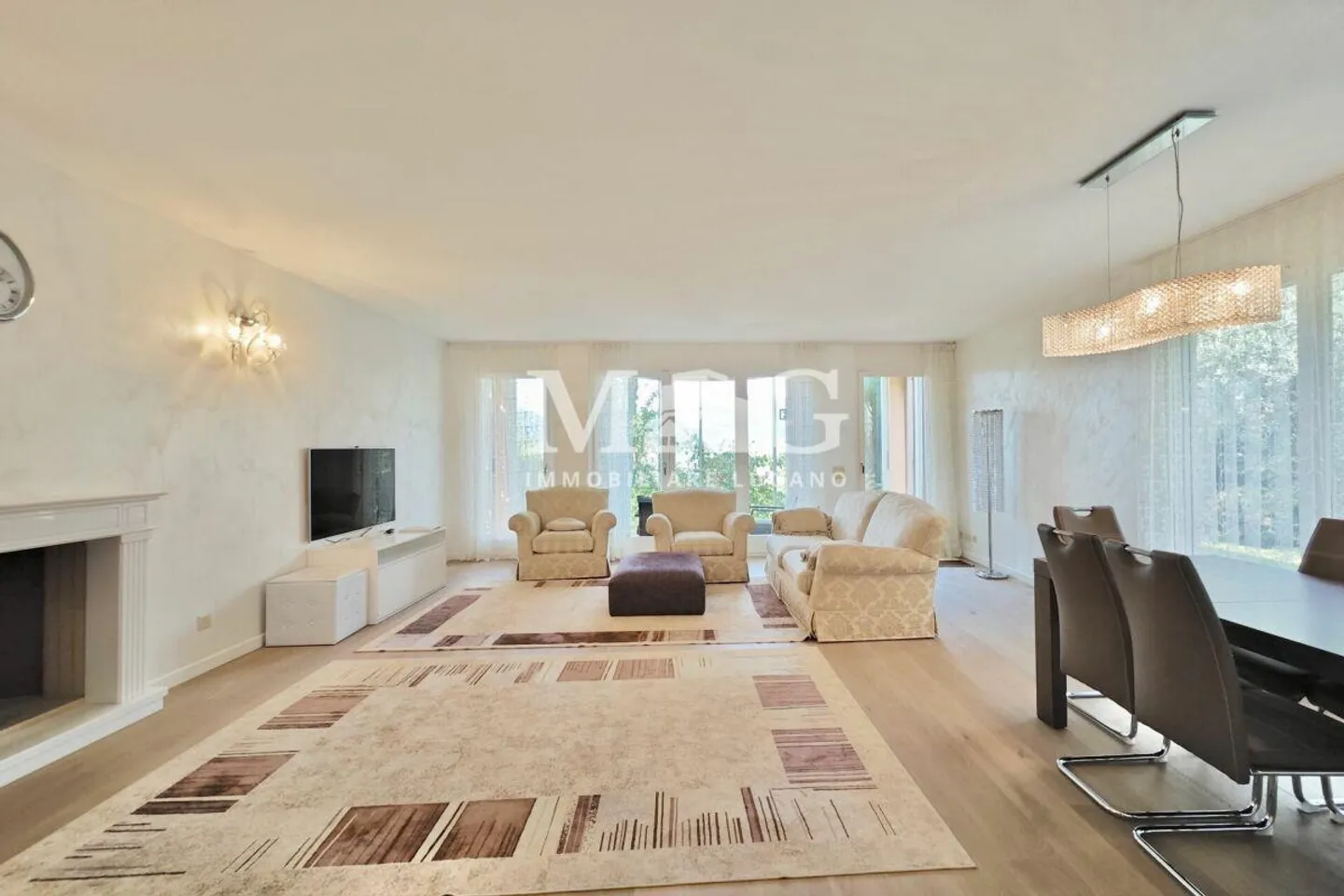 Montagnola, Collina d'Oro: Villa indipendente con piscina e vista lago - Foto 2 di 21