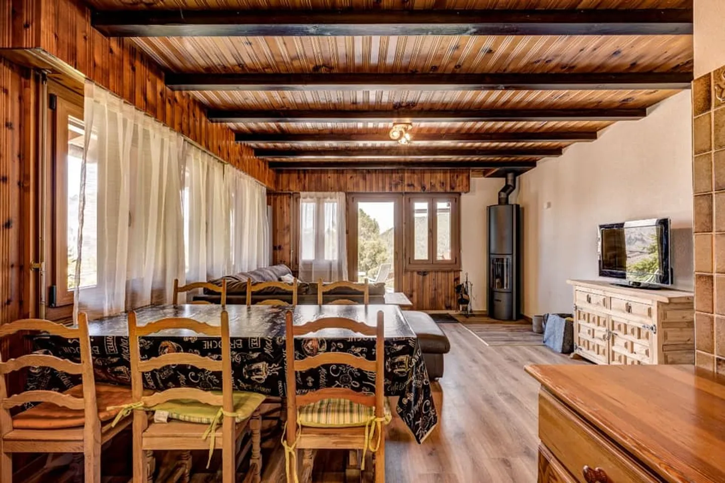Charming Chalet with Valley Views - Photo 7 of 13