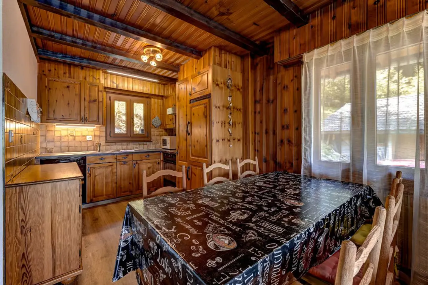 Charming Chalet with Valley Views - Photo 8 of 13