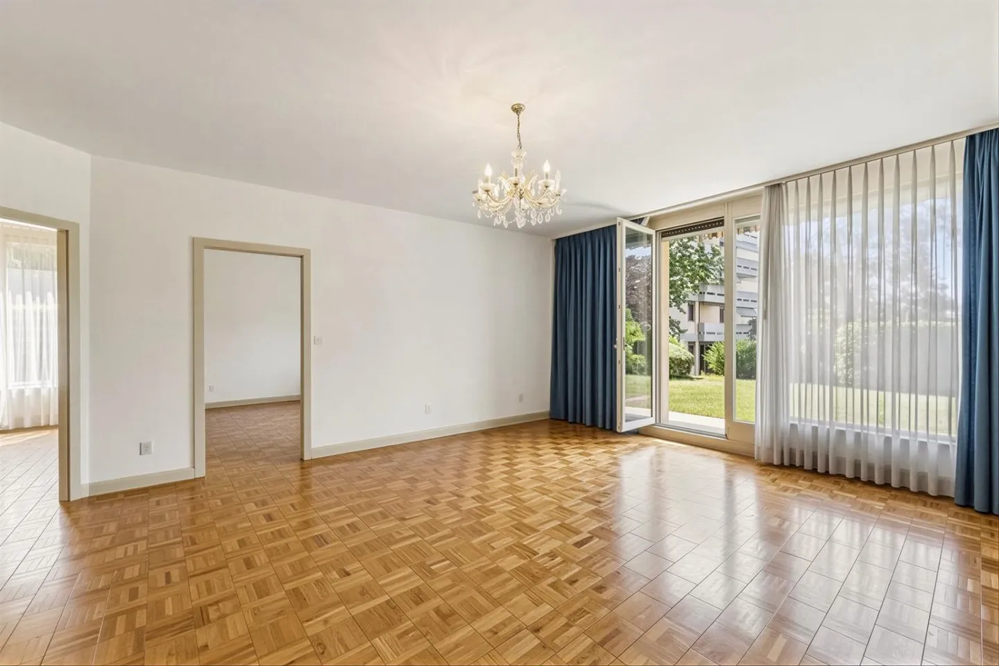 3,5-Zimmer-Wohnung "nur einen Steinwurf" vom See entfernt - Foto 2 von 12