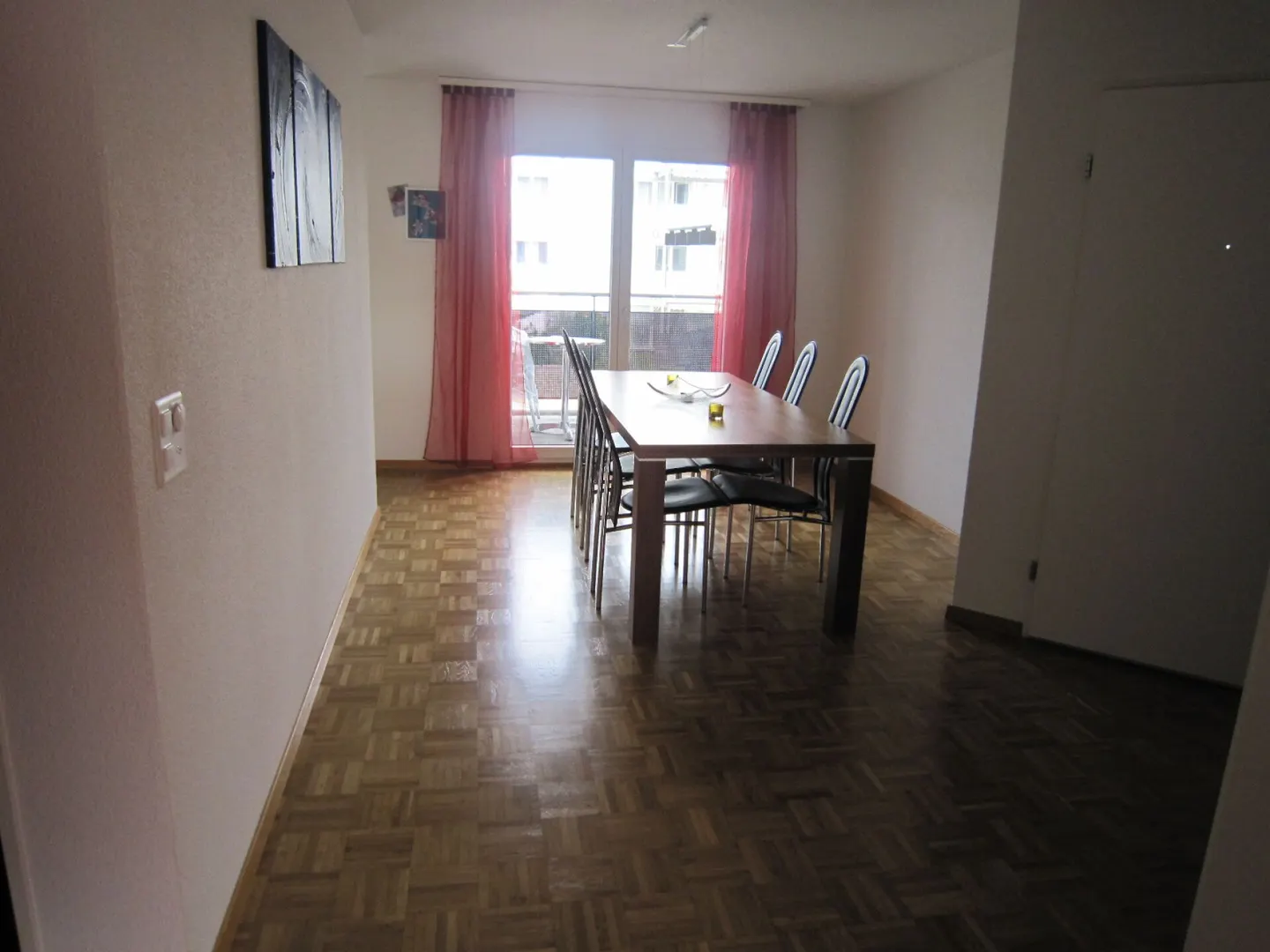 Geräumige Wohnung in zentraler Lage - Foto 3 von 7