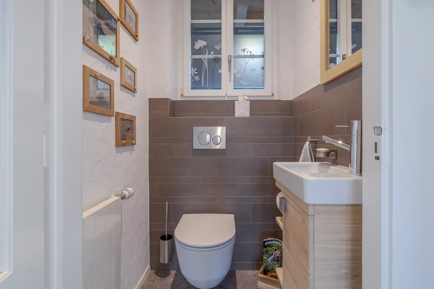 Charming Single Family Home - Photo 3 of 4