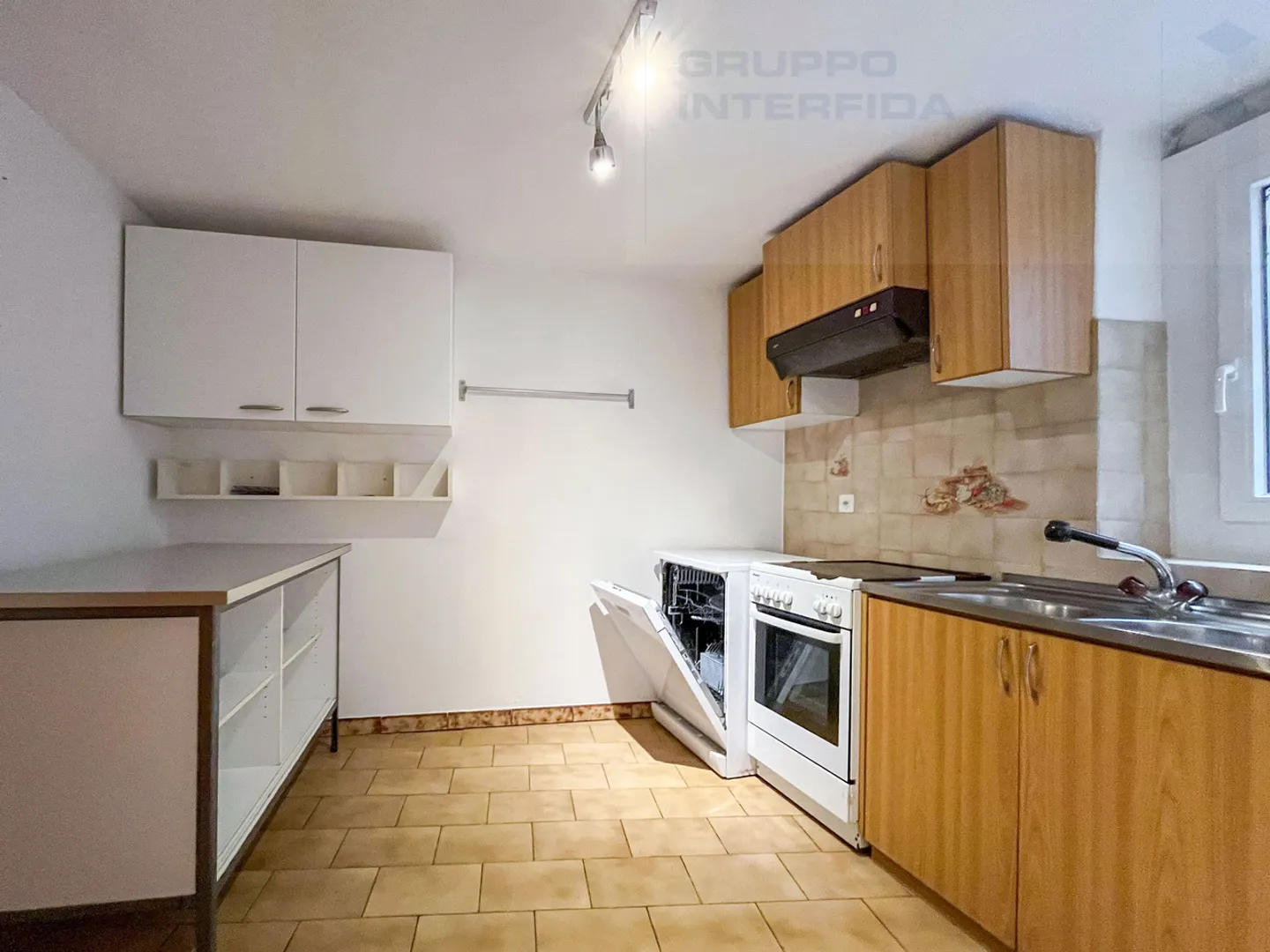 FEATURE HOUSE OF NUCLEO - Photo 4 of 14