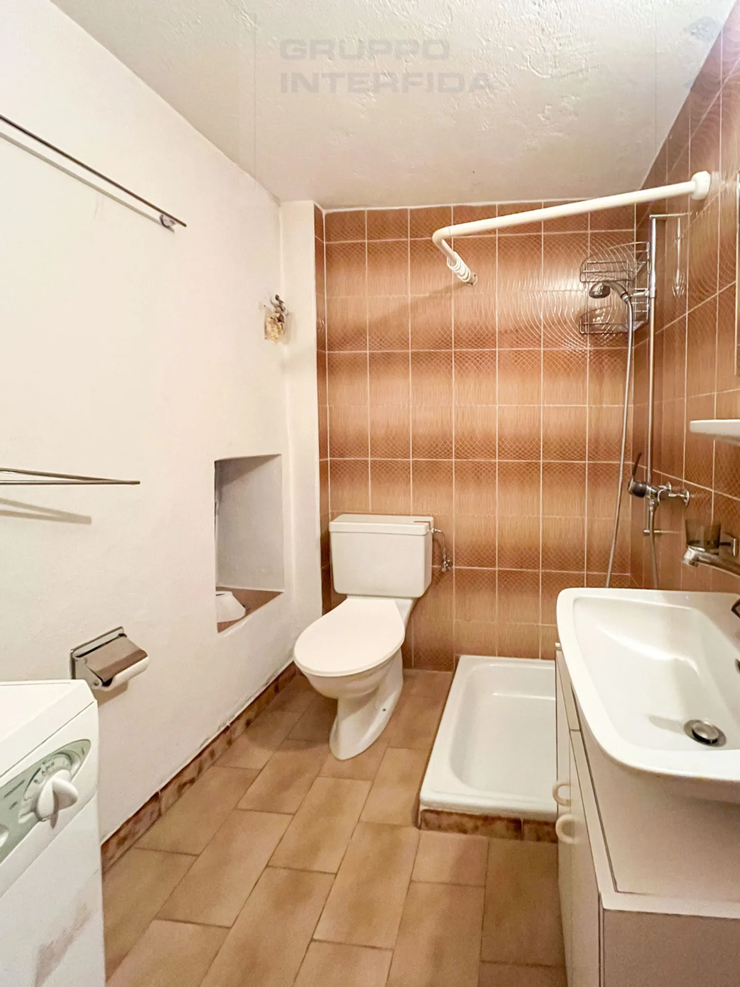 FEATURE HOUSE OF NUCLEO - Photo 8 of 14