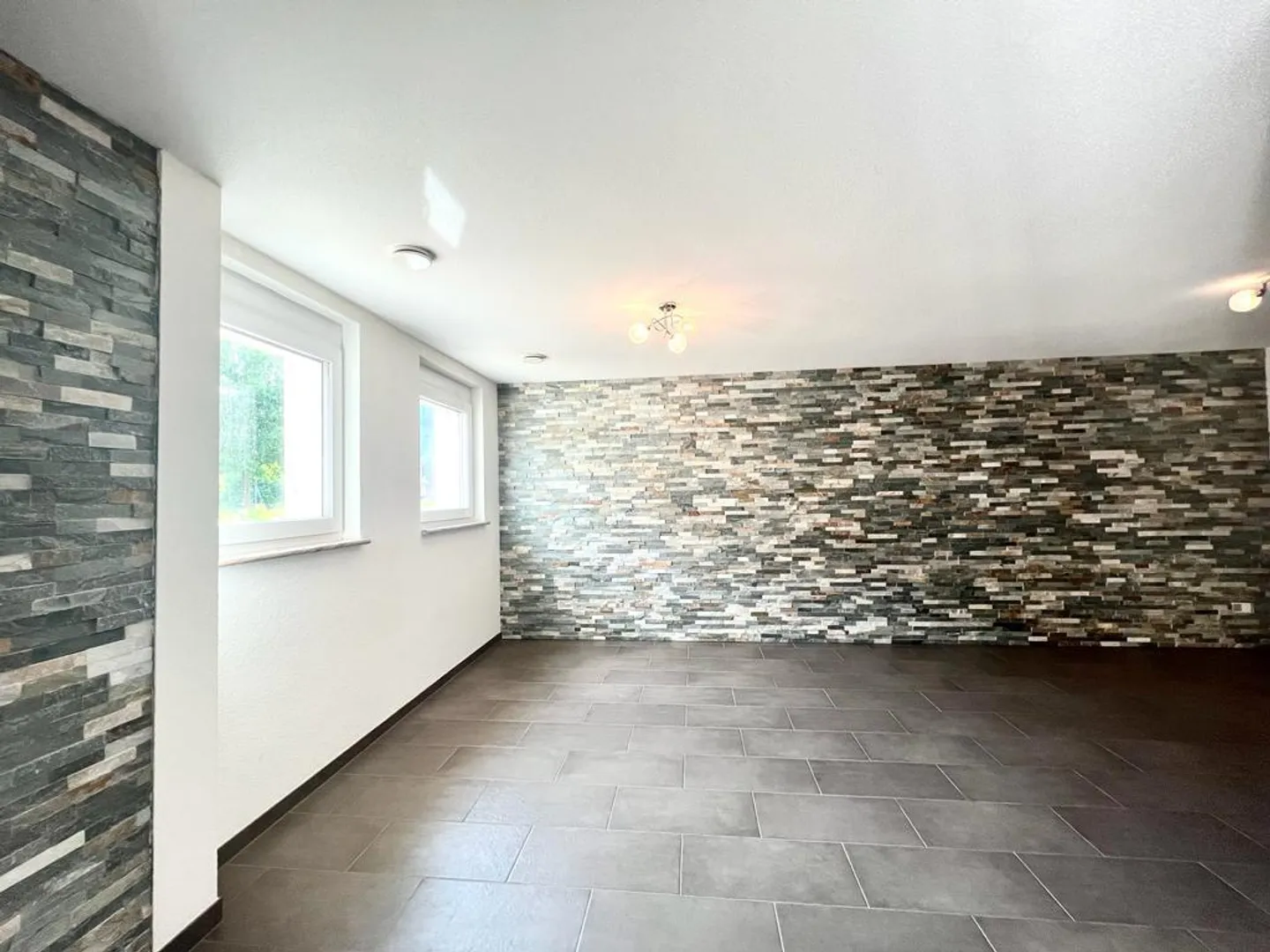 3.5-room apartment with plenty of space in Eiken! - Photo 1 of 9