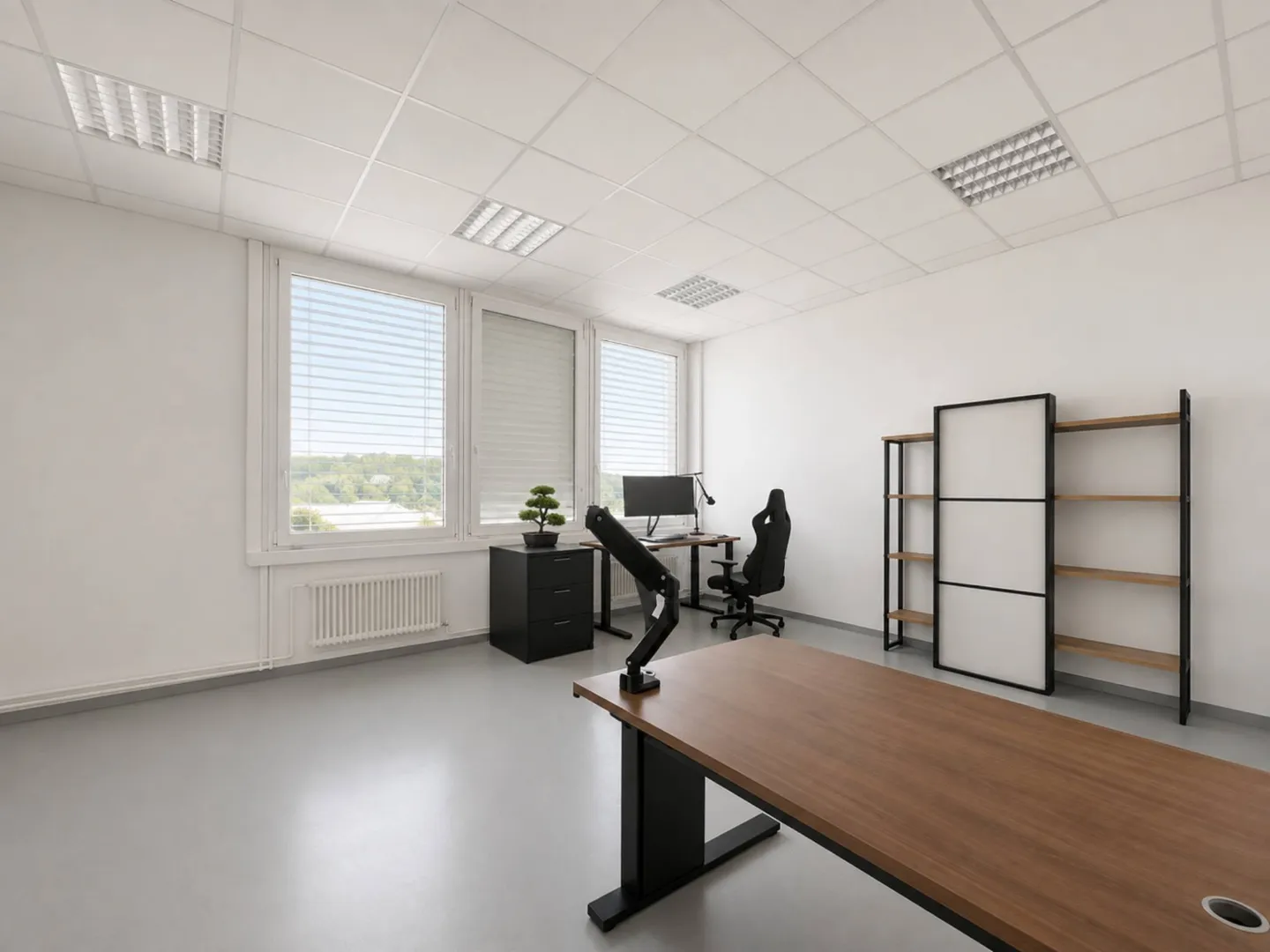 Versatile surface of 47 m² Chemin du Château-Bloch 10 - Photo 1 of 8
