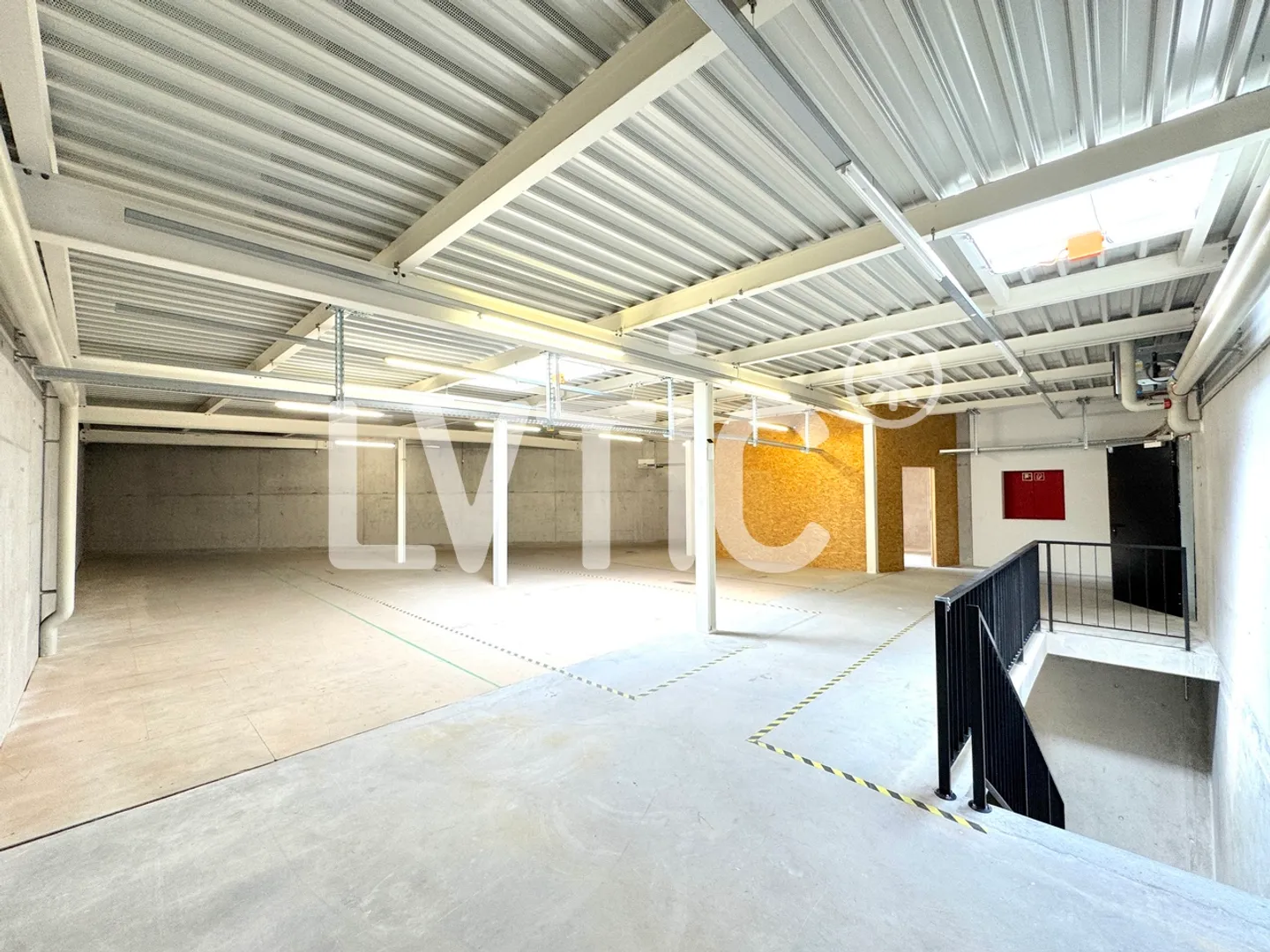 Locali, Showroom, Magazzino di 1165 m2 in affitto a Yverdon - Foto 5 di 12