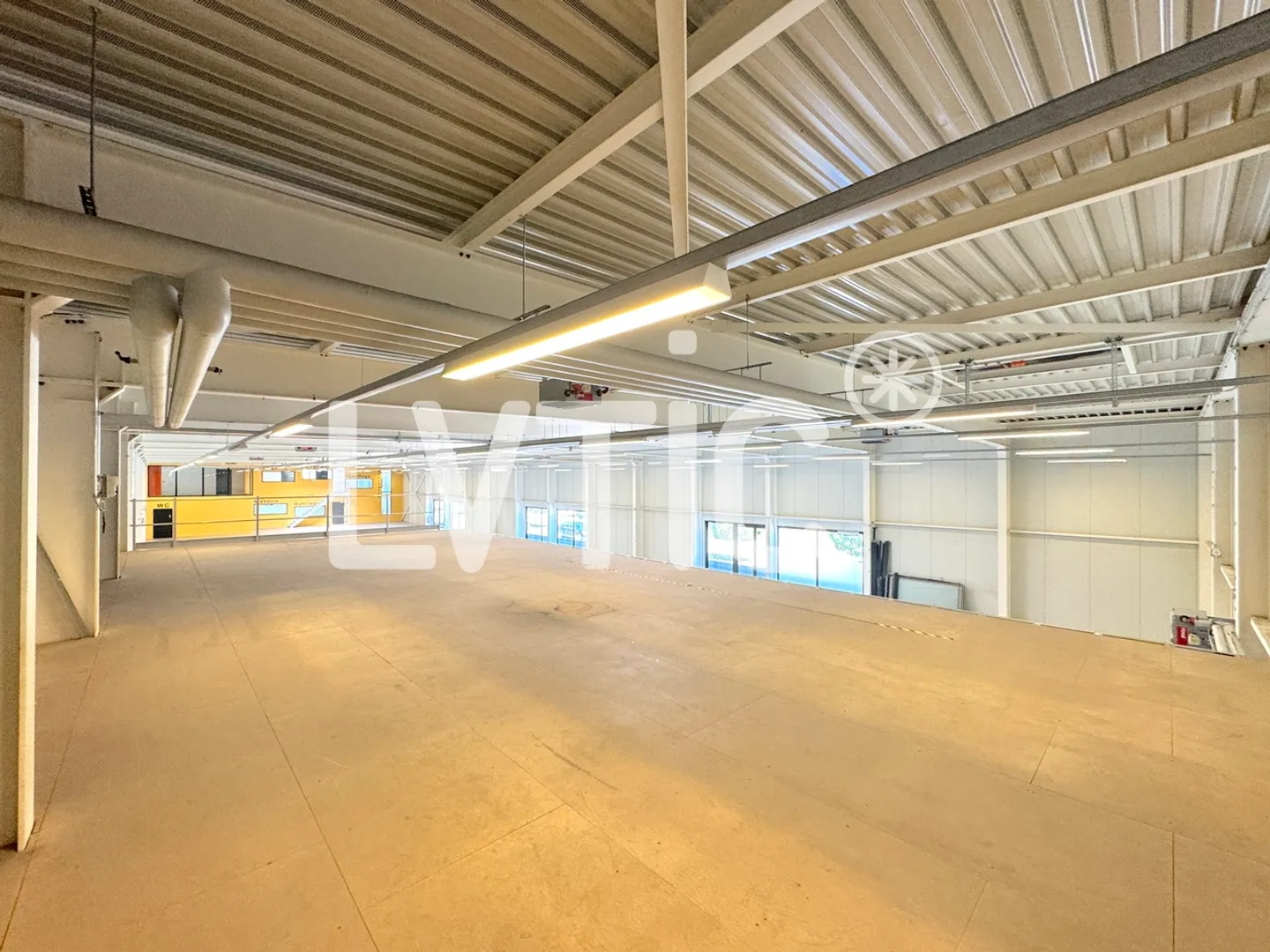 Locali, Showroom, Magazzino di 1165 m2 in affitto a Yverdon - Foto 8 di 12
