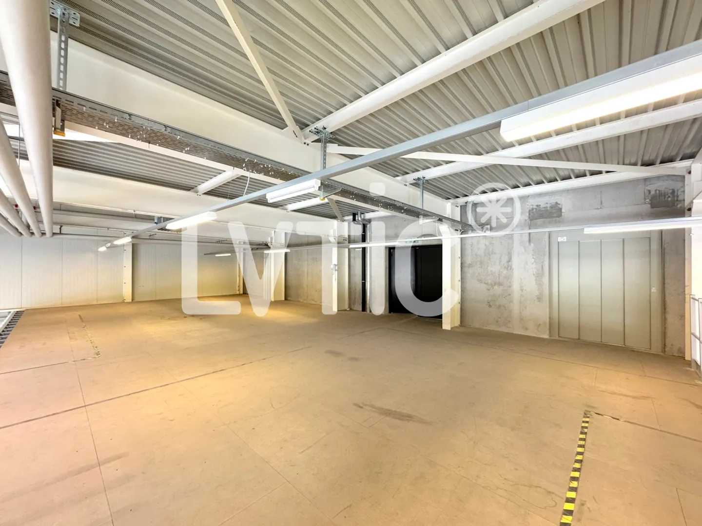 Locali, Showroom, Magazzino di 1165 m2 in affitto a Yverdon - Foto 9 di 12
