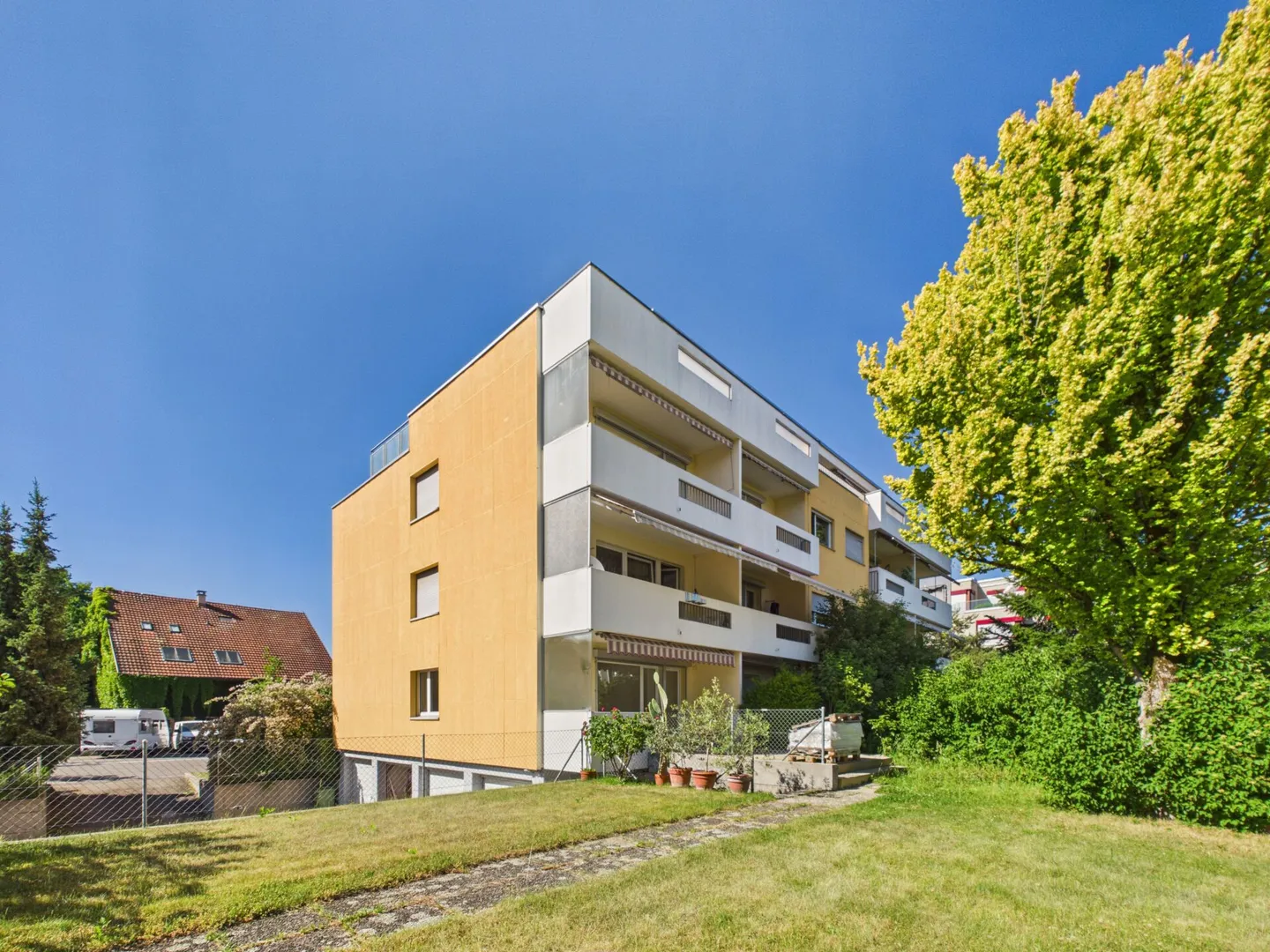 Quiet Location, Balcony and Garage - Photo 1 of 2