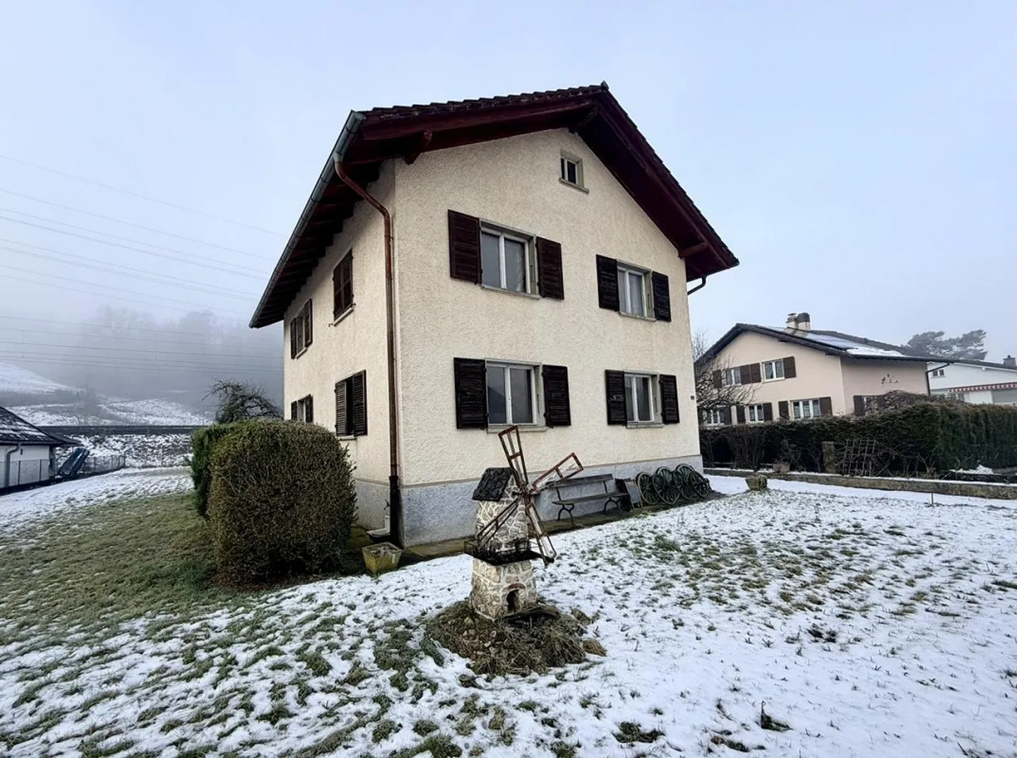 Renovation Potential Home - Photo 4 of 13