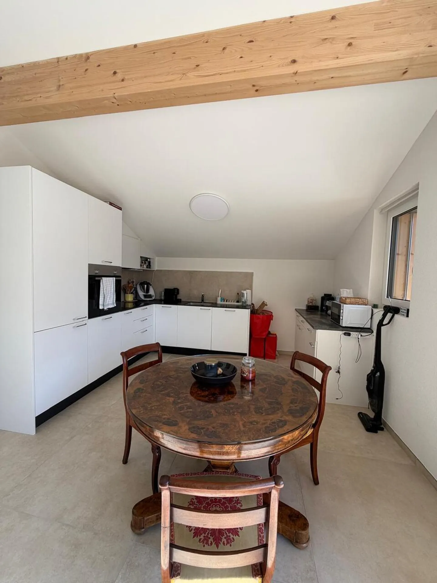 Charming Apartment in Cotterg - Photo 3 of 14