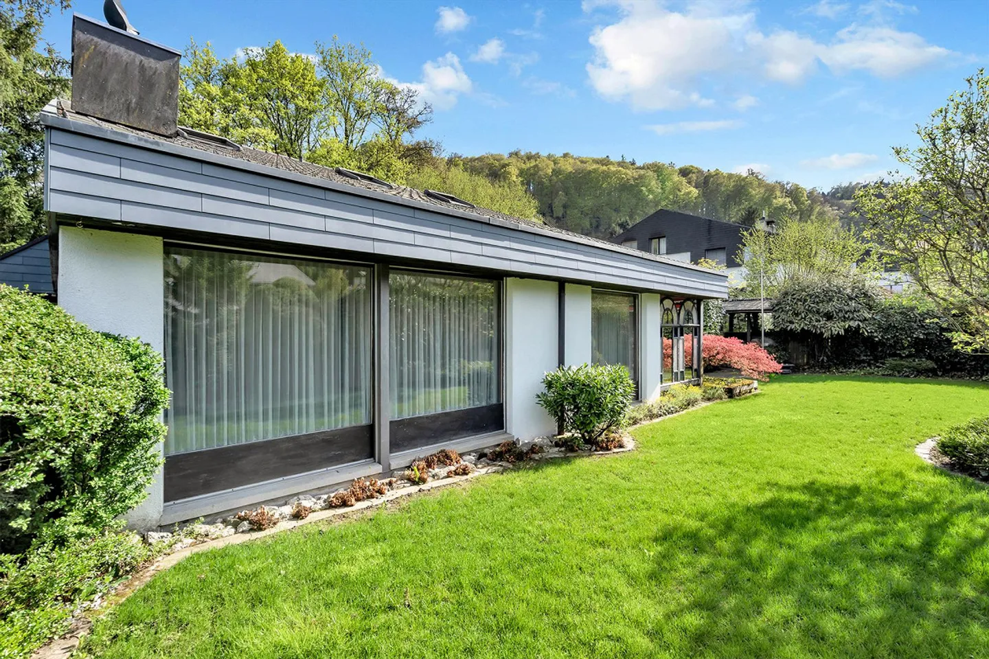 Maison individuelle spacieuse avec beaucoup d'intimité - Photo 3 sur 9