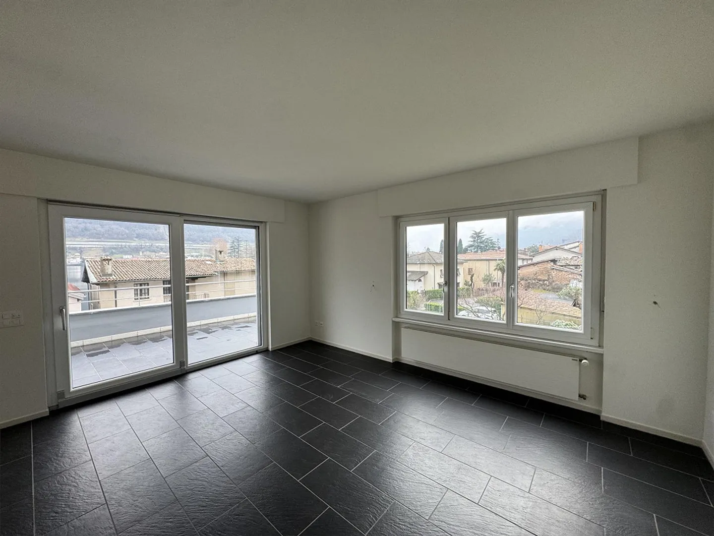 3.5 modern rooms in a villa with lake view - Photo 6 of 30