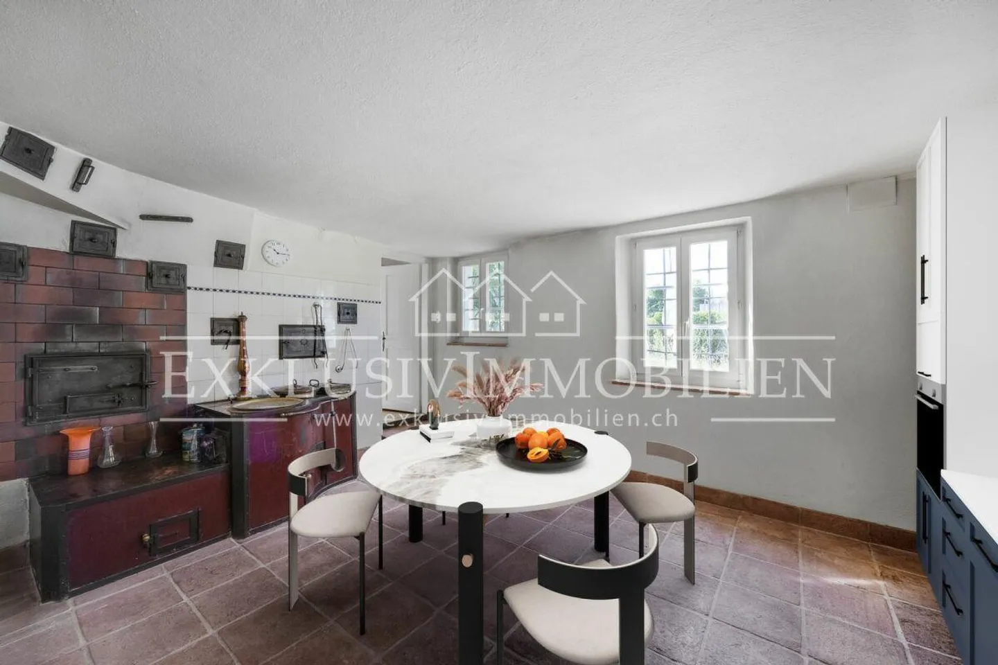 Your Bijoux with Great Potential - Photo 3 of 8