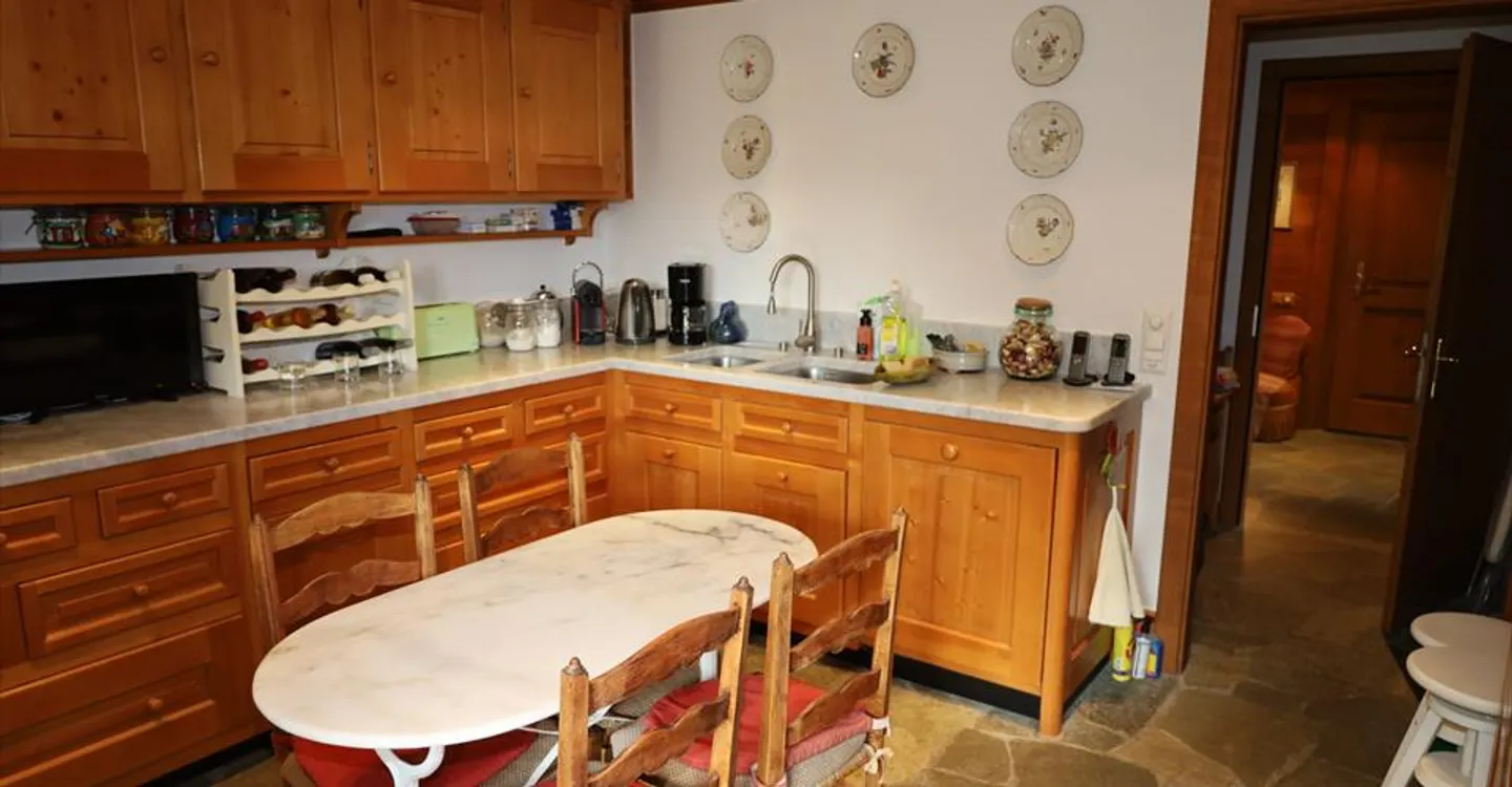 Wunderschöne 7,5-Zimmer-Wohnung mit Kamin in Bluche - Foto 12 von 27