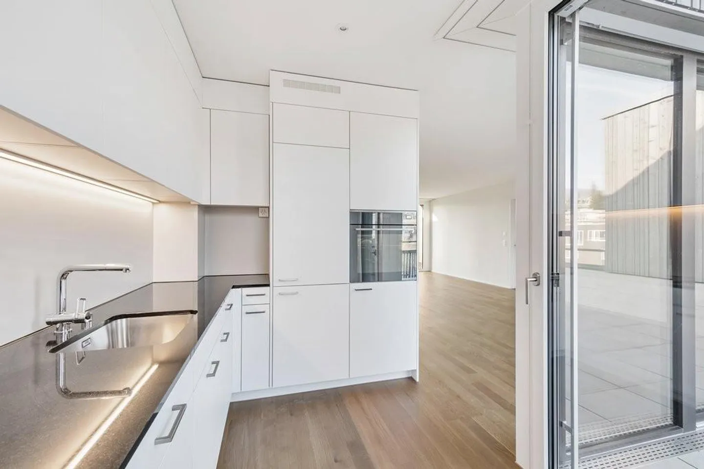 Charmante Wohnung Nähe Aare - Foto 2 von 6