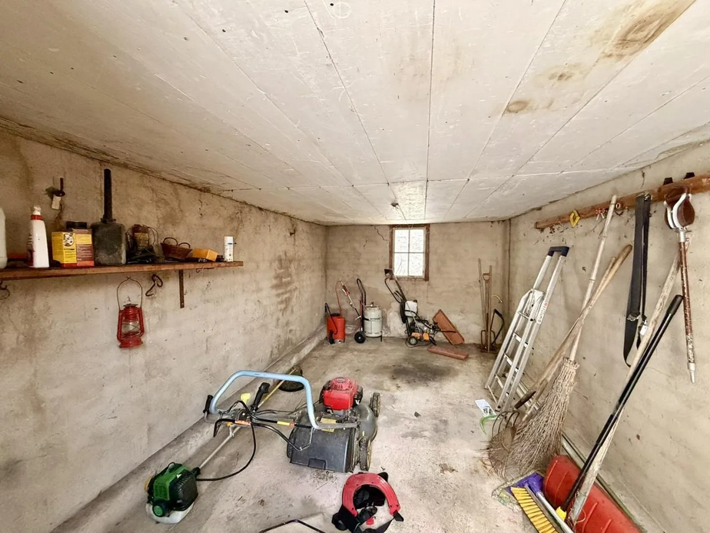 Renovation Potential Home - Photo 13 of 13