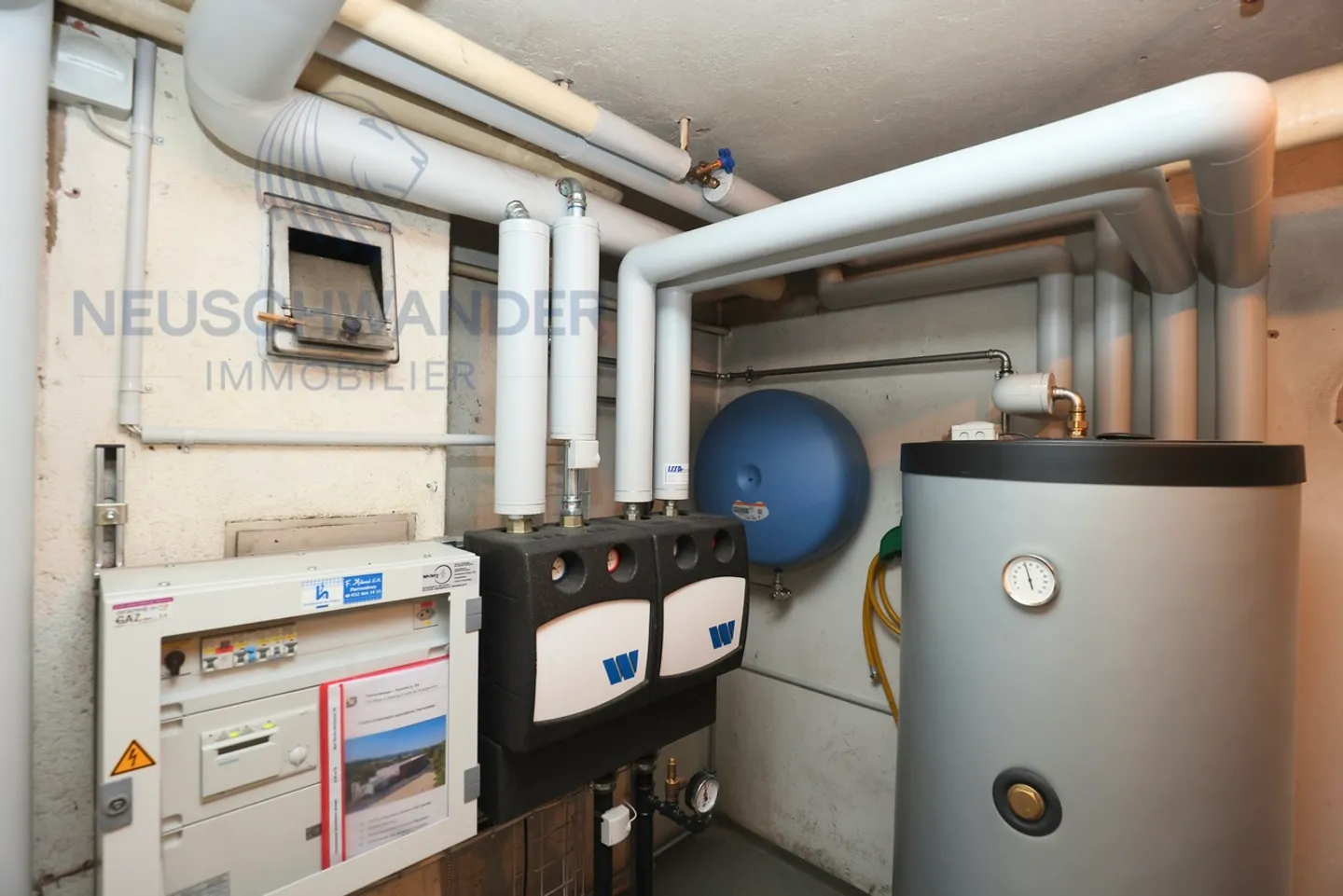«Immeuble bien situé de trois appartements à rénover.» - Photo 18 sur 18