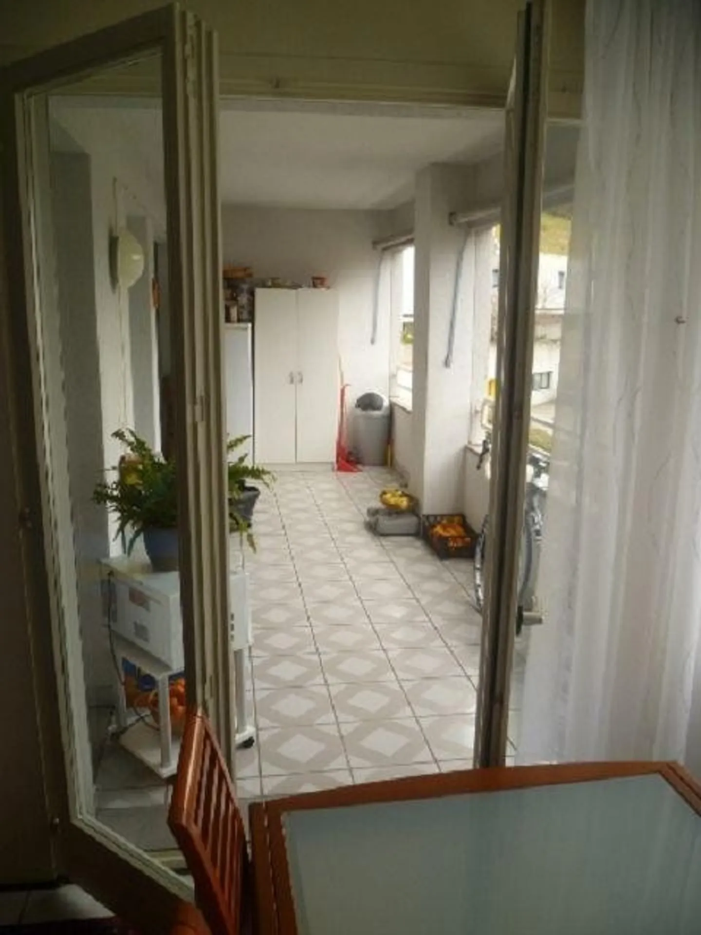 «4 1/2-Zimmer-Wohnung im 1. OG / appartamento di 4 1/2 locali nel primo piano» - Foto 10 di 12