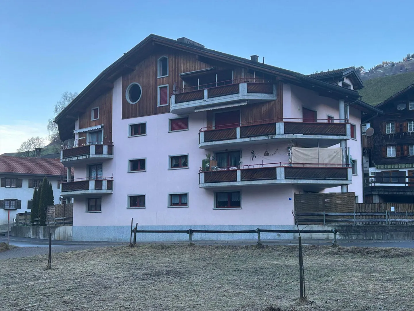 Appartamento 4 1/2 locali - Foto 1 di 17