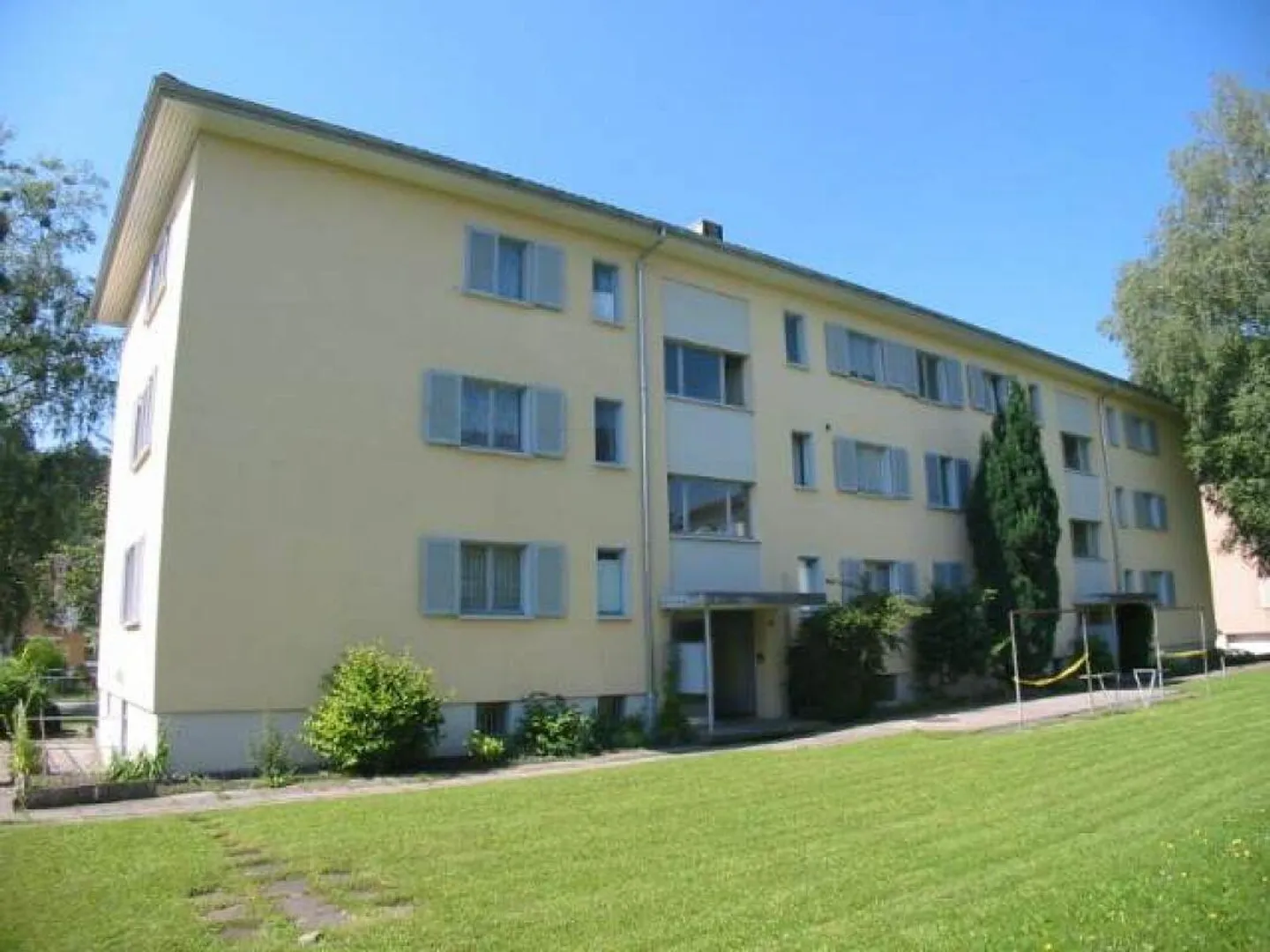 Appartement spacieux de 4,5 pièces - Photo 2 sur 10