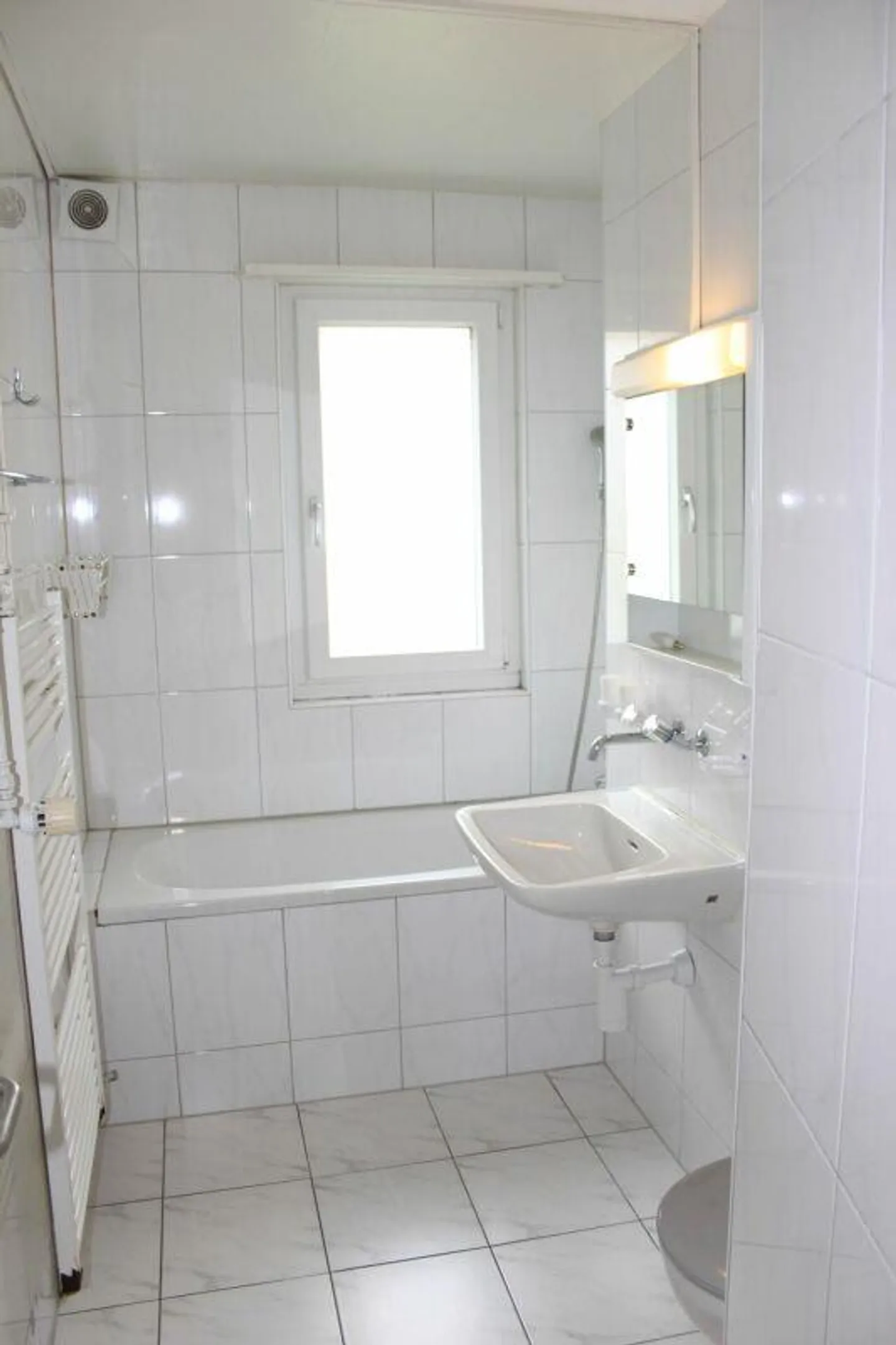 Appartement spacieux de 4,5 pièces - Photo 5 sur 10