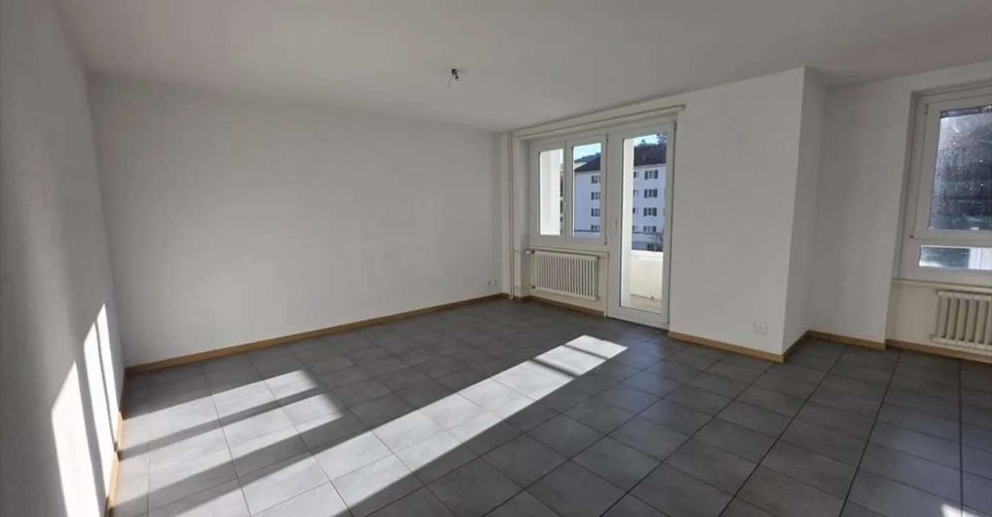 Appartement lumineux 4.5 pièces - Photo 2 sur 7