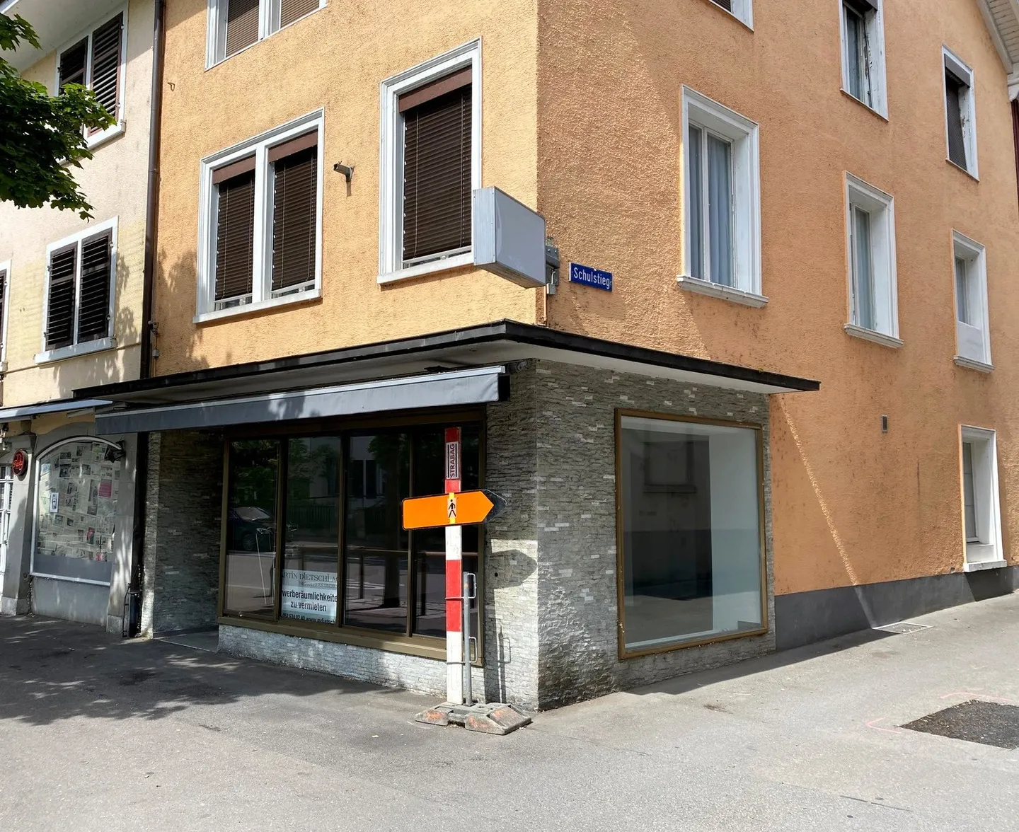 Beautiful commercial space in the center of Neuhausen - Photo 11 of 11