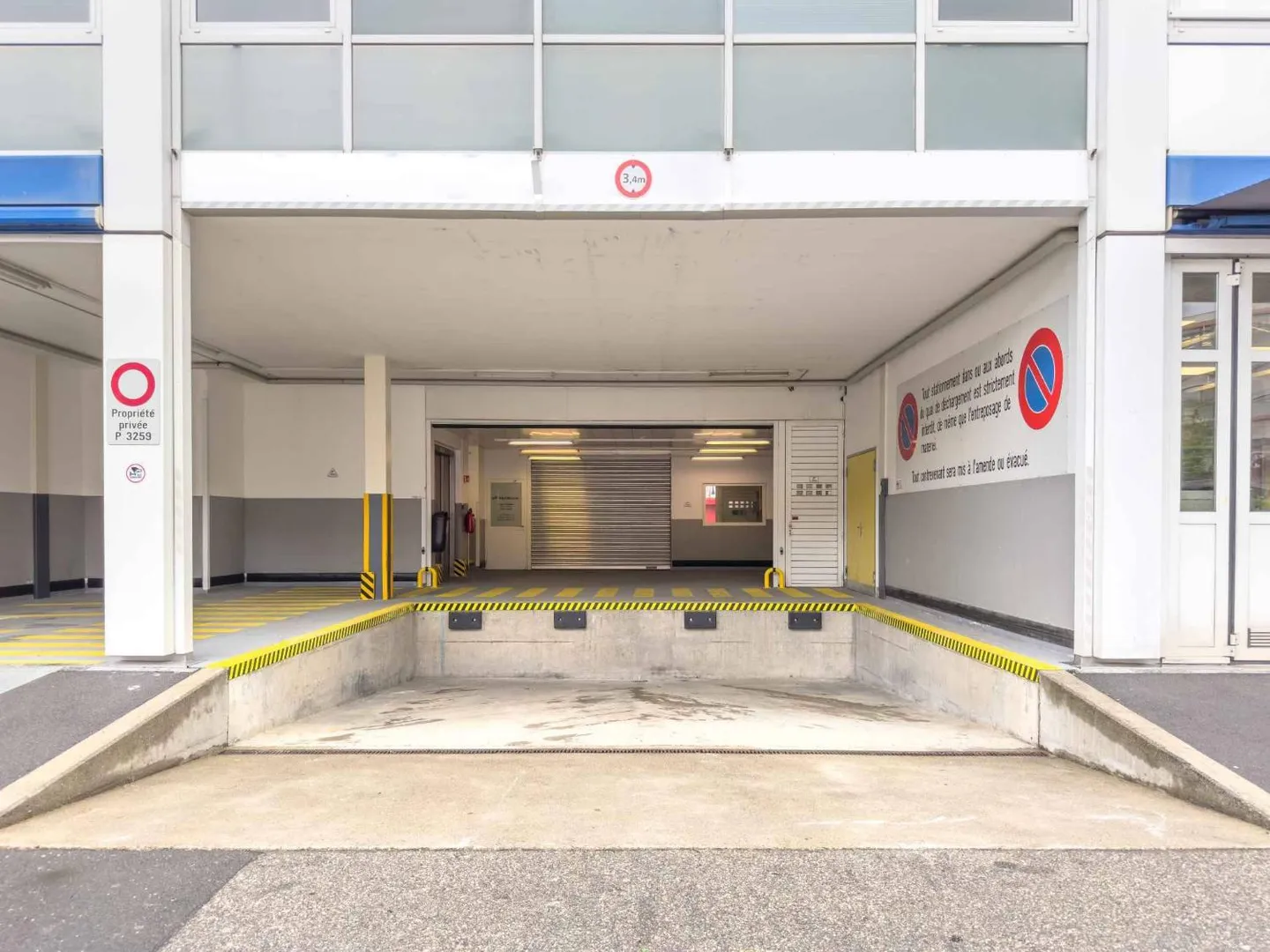 Surface commerciale polyvalente 180 m² - Photo 4 sur 7