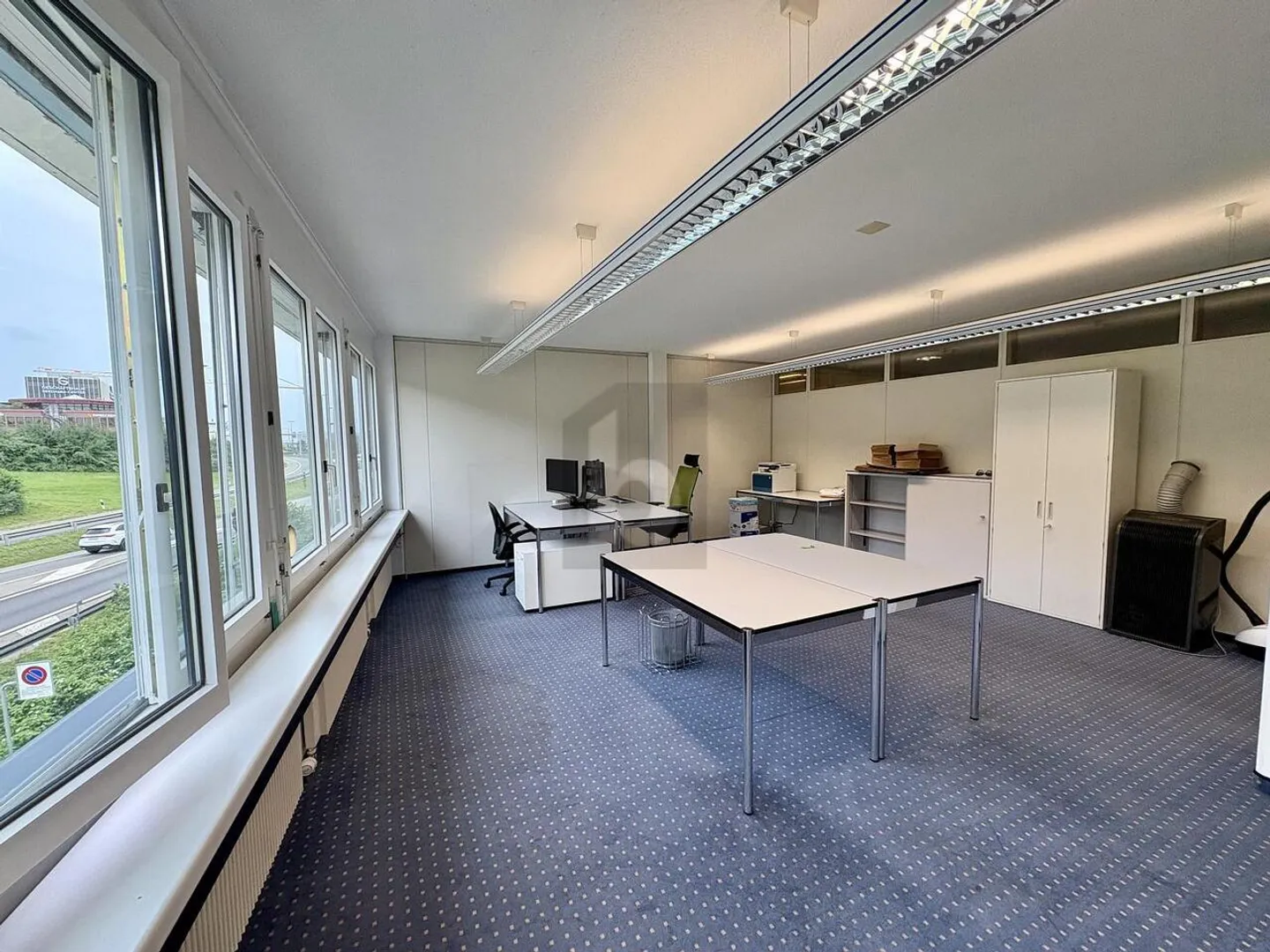 Vielseitige Bürofläche in Pfäffikon - Foto 1 von 4