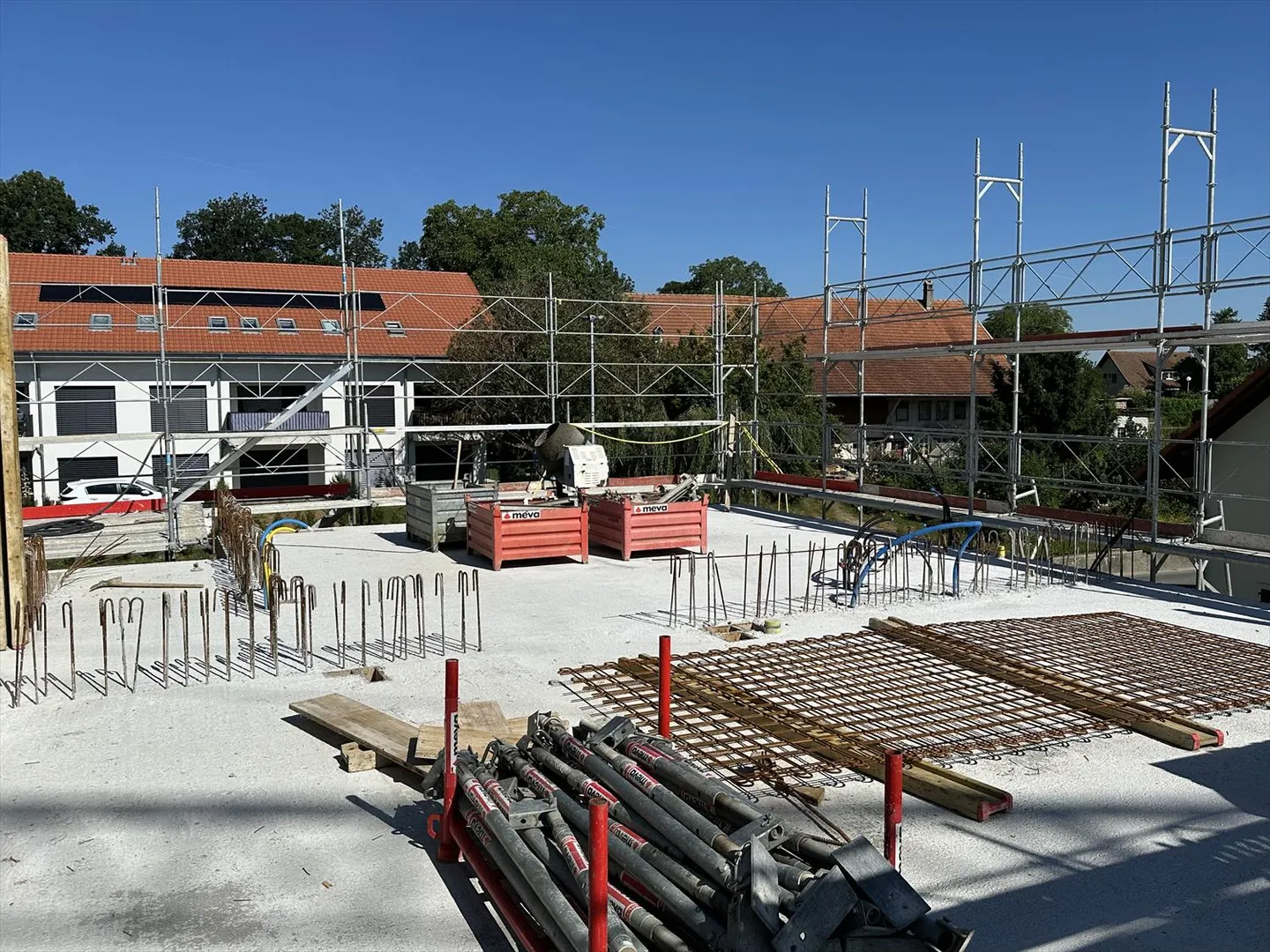 2 duplex apartments of 4.5 rooms in a building under construction - Photo 9 of 13