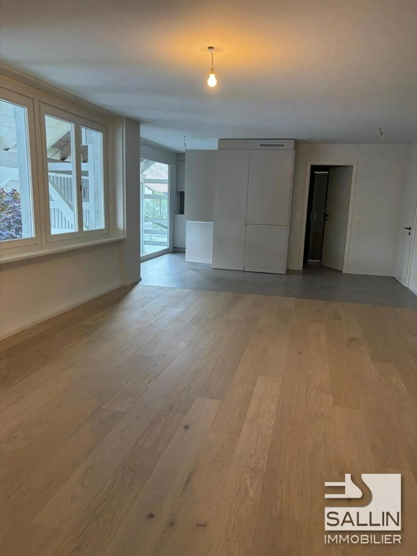 Renovated apartment with 2½ rooms and balcony - Photo 4 of 7