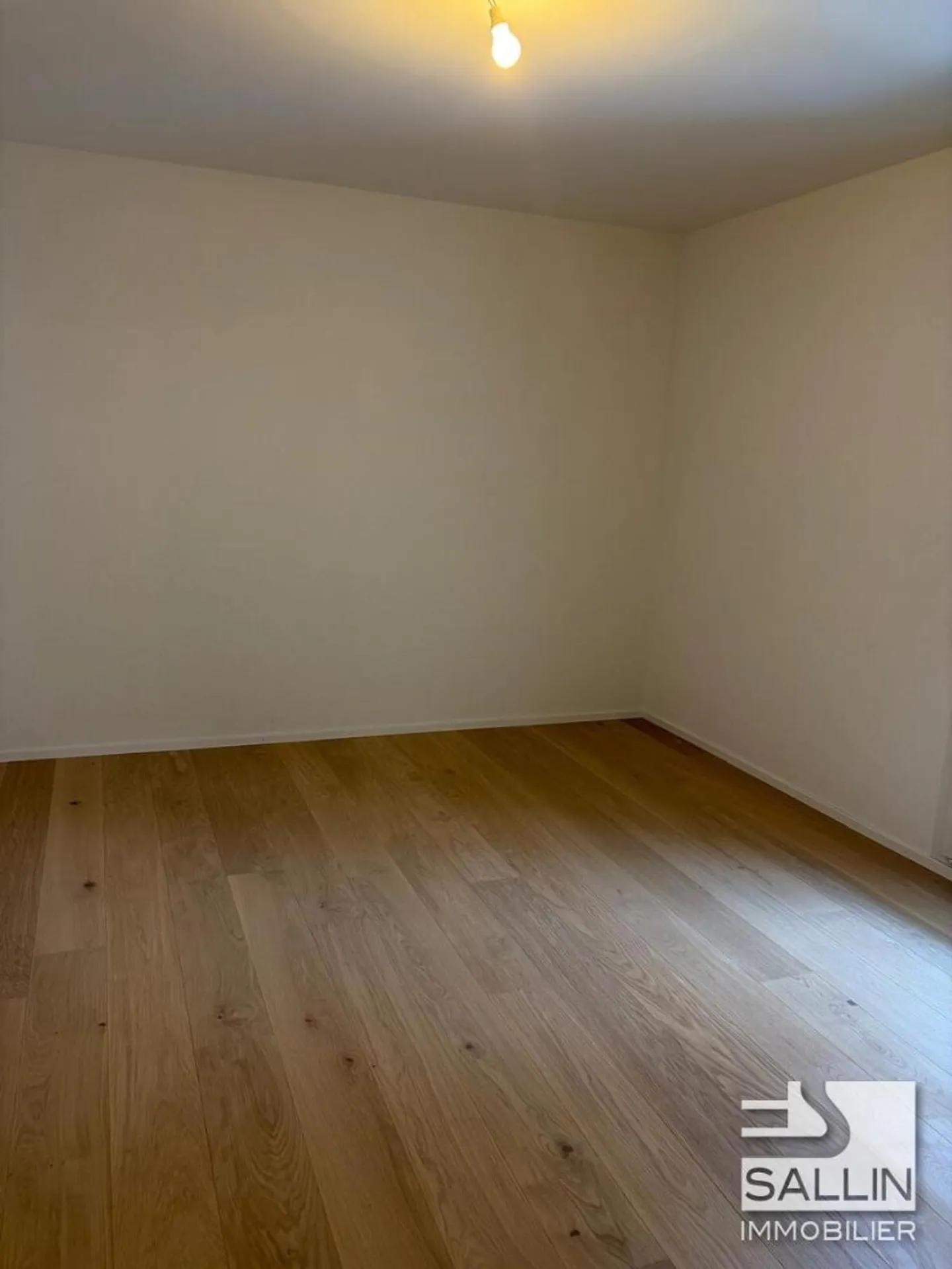 Renovated apartment with 2½ rooms and balcony - Photo 6 of 7