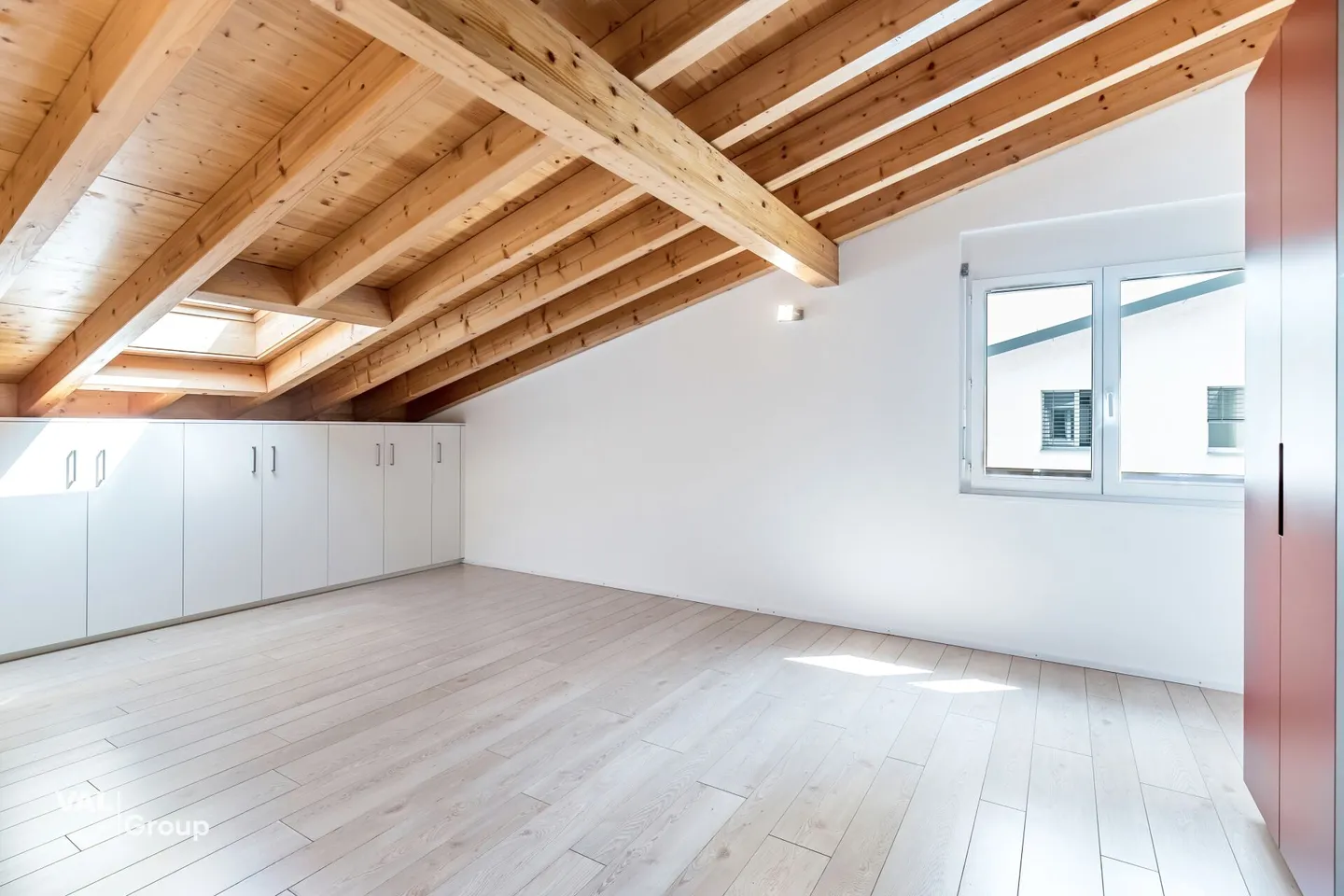 Exclusive Duplex Penthouse in the Center of Visp - Photo 13 of 17
