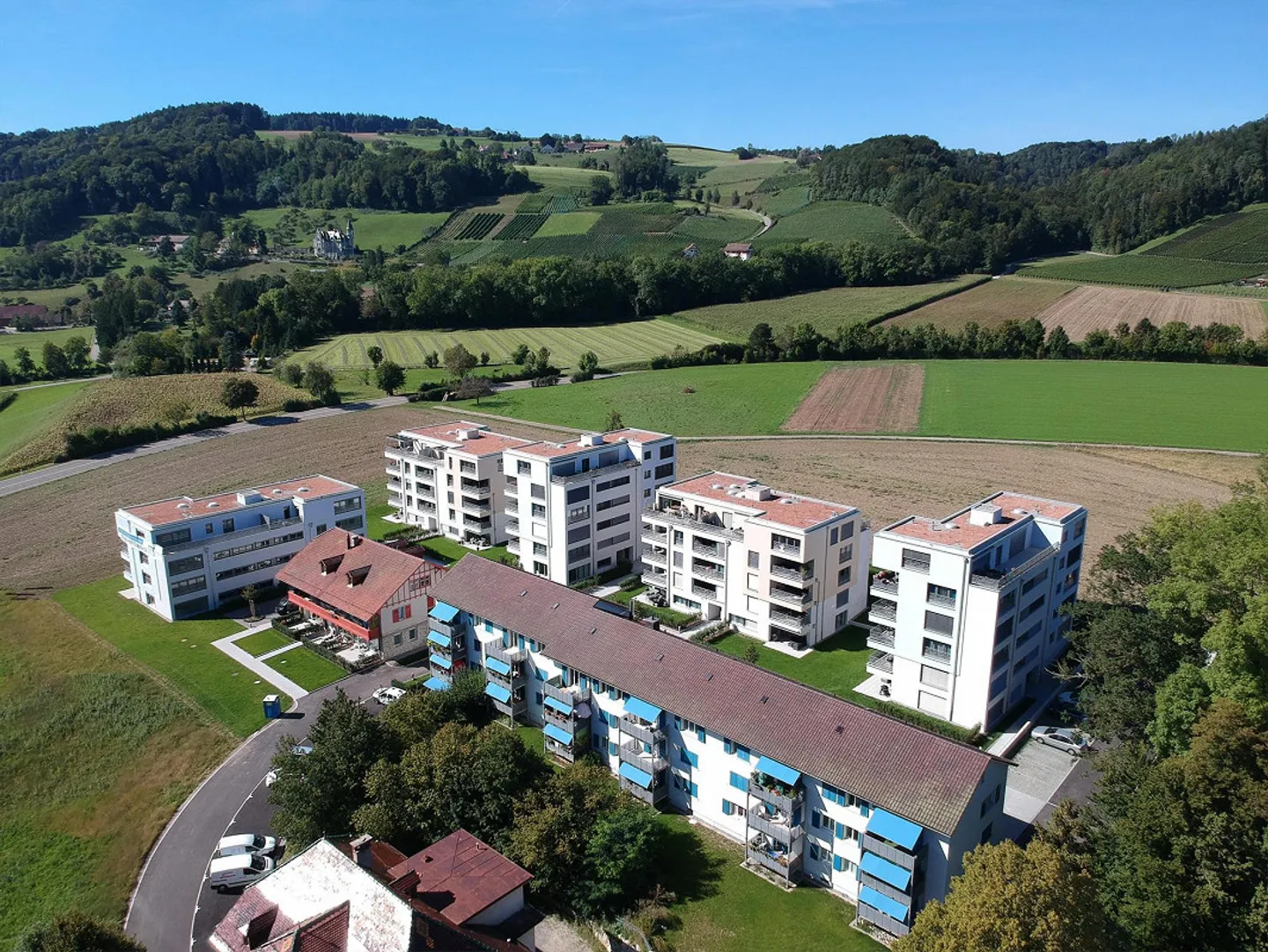 4.0 Room Apartment in Neftenbach - Photo 2 of 9