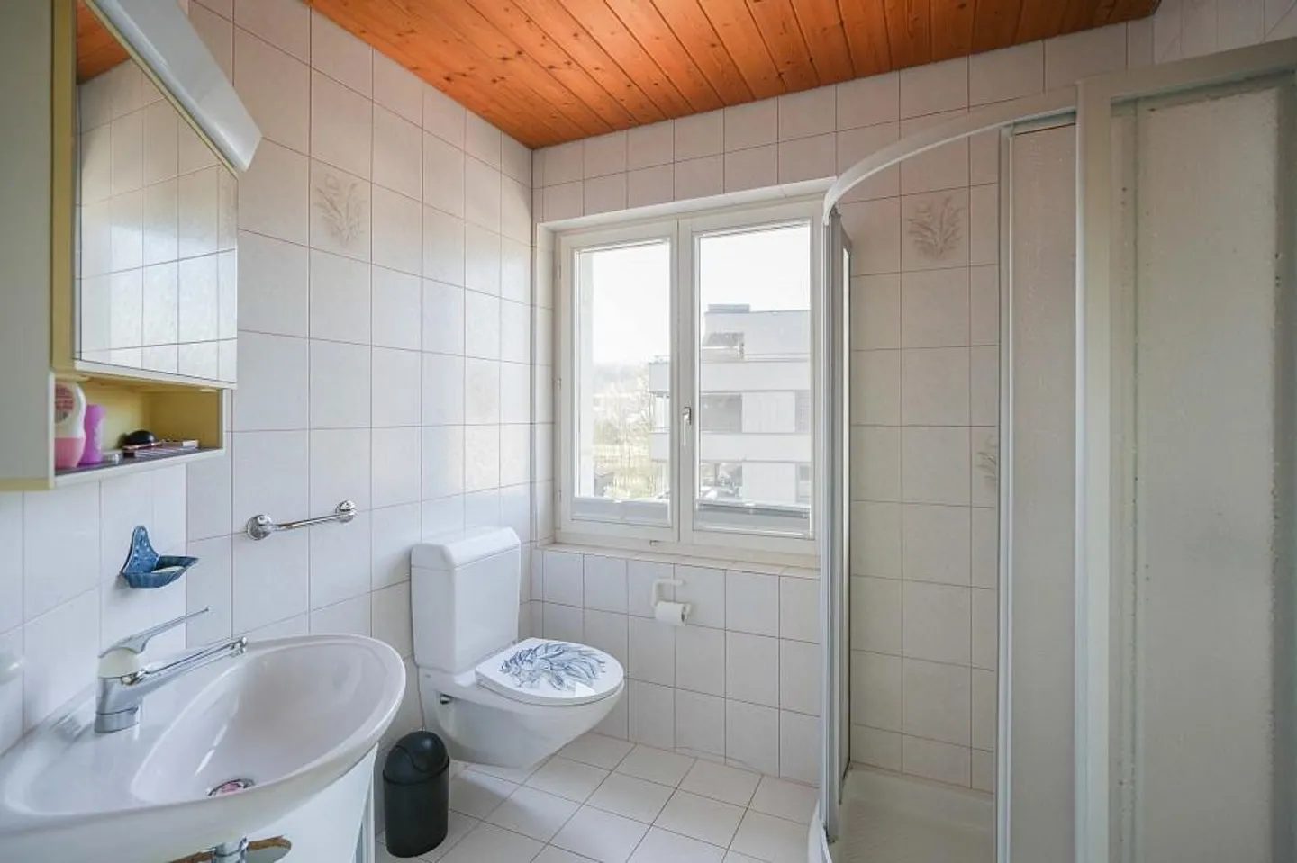 Nel centro - eppure così tranquillo: casa unifamiliare angolare di 5,5 stanze - Foto 12 di 13