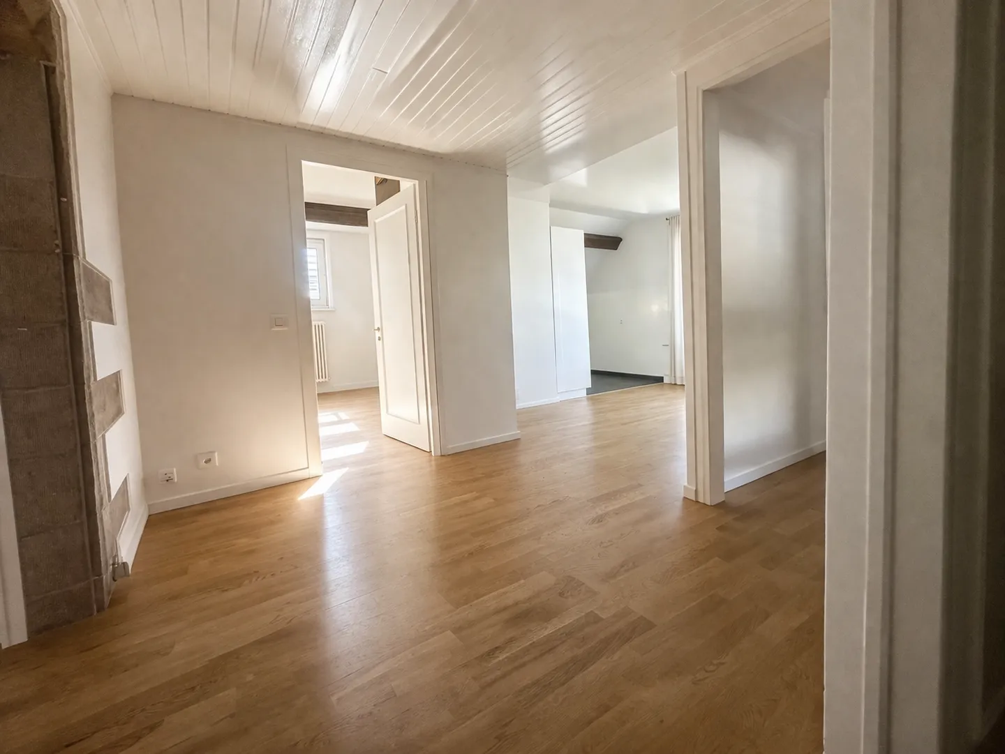 Appartamento 6 locali - Foto 3 di 11