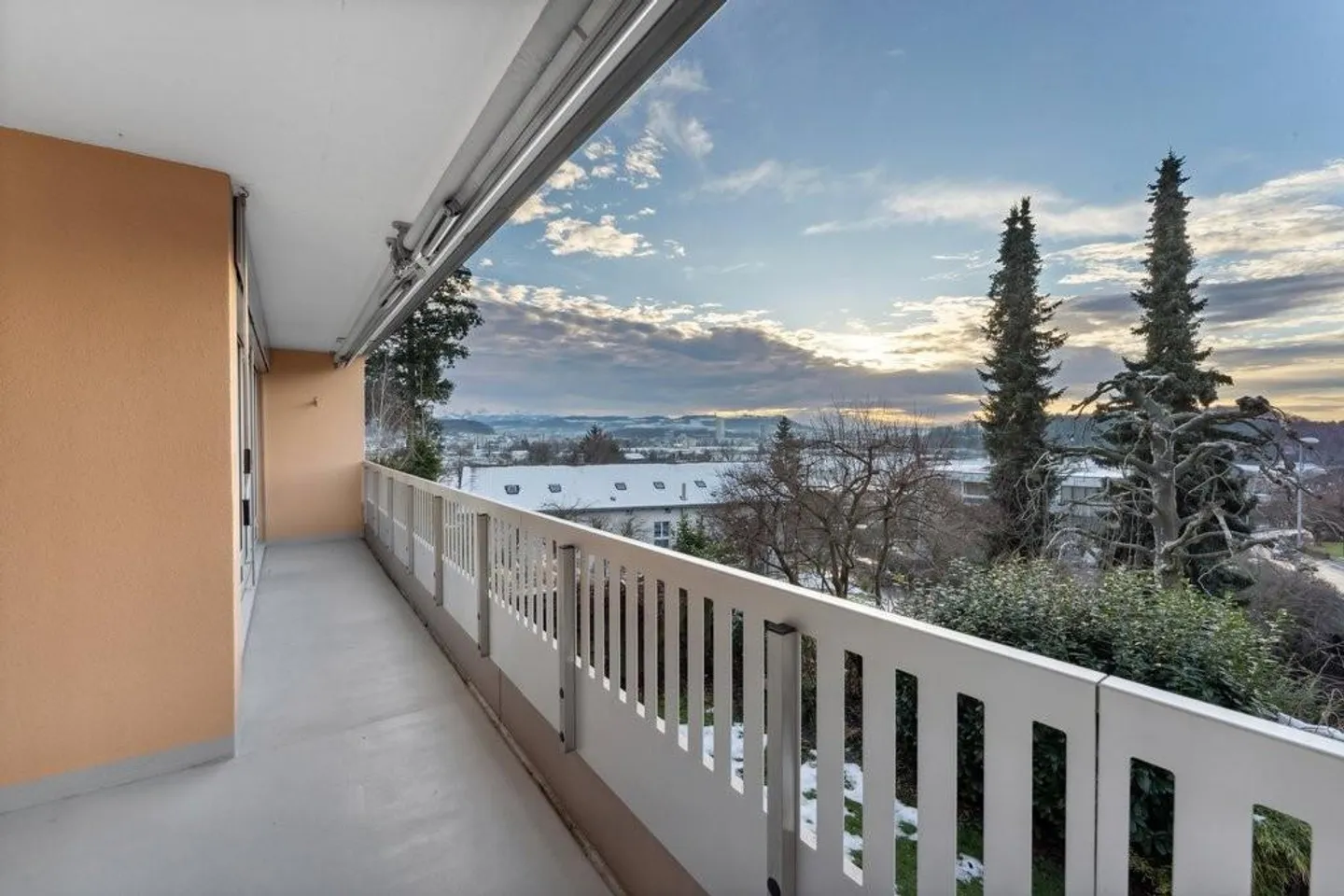 Nuova casa in una posizione privilegiata - Foto 1 di 8