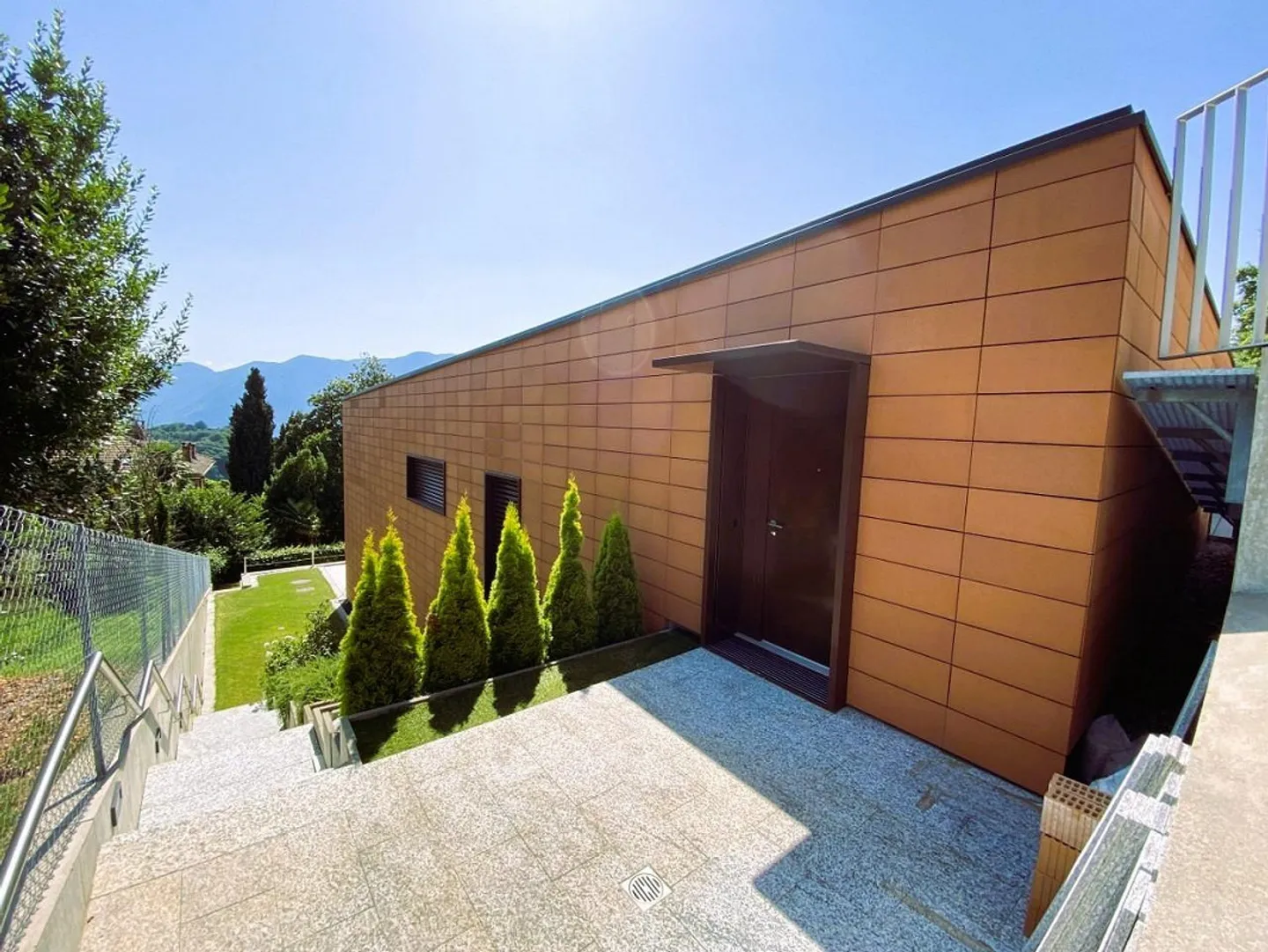 PRESTIGIOSA VILLA UNIFAMILIARE - Foto 3 di 13