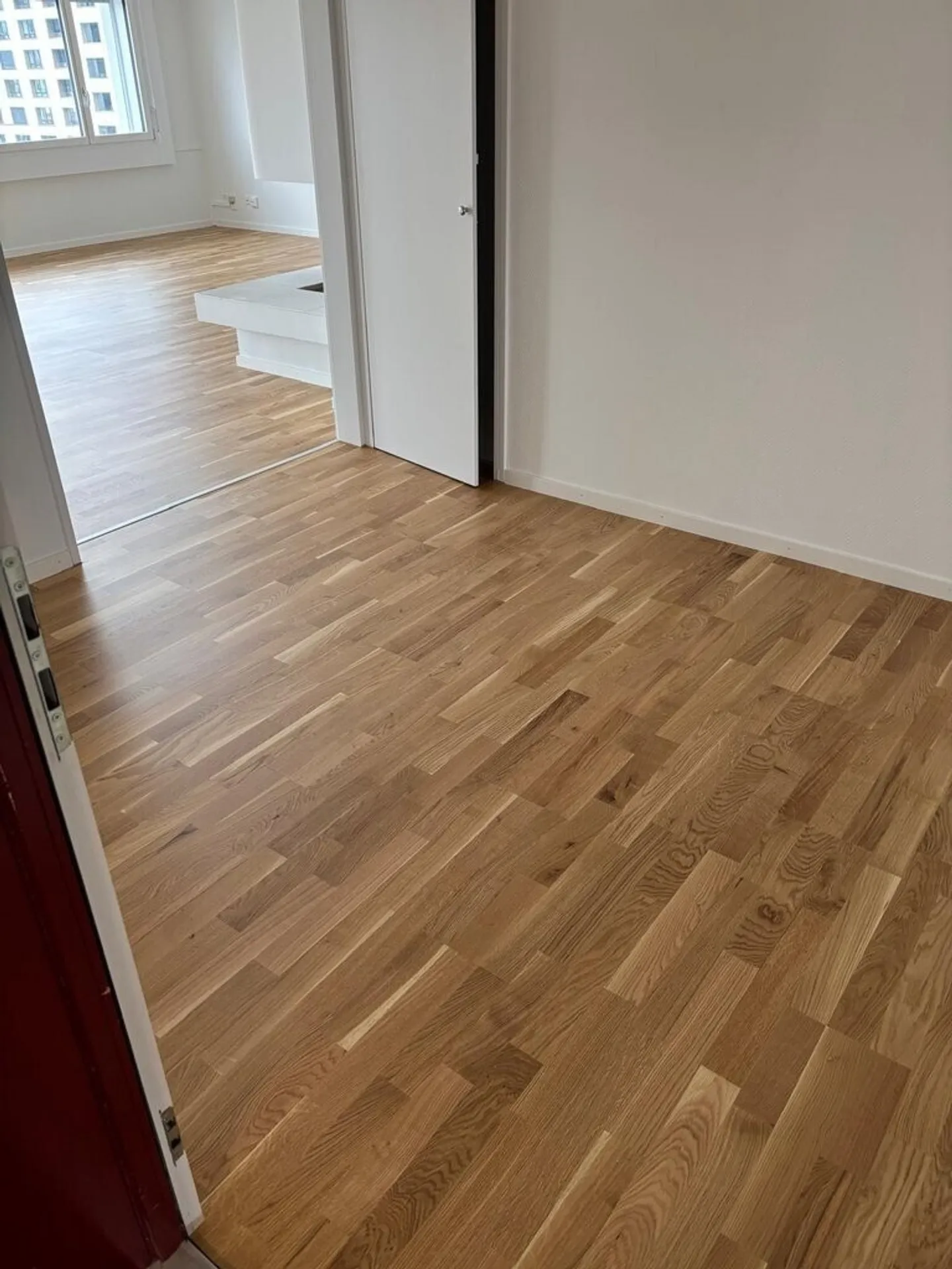 Charmante Attikawohnung mit Terrasse - Foto 4 von 8