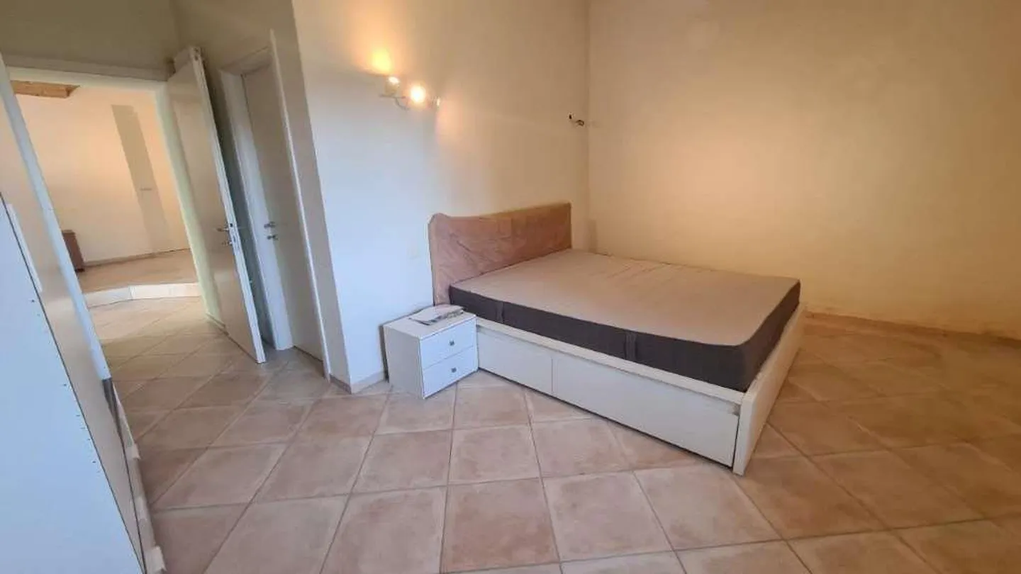 Dreamlike 3.5-room apartment in the vineyards - Photo 7 of 12