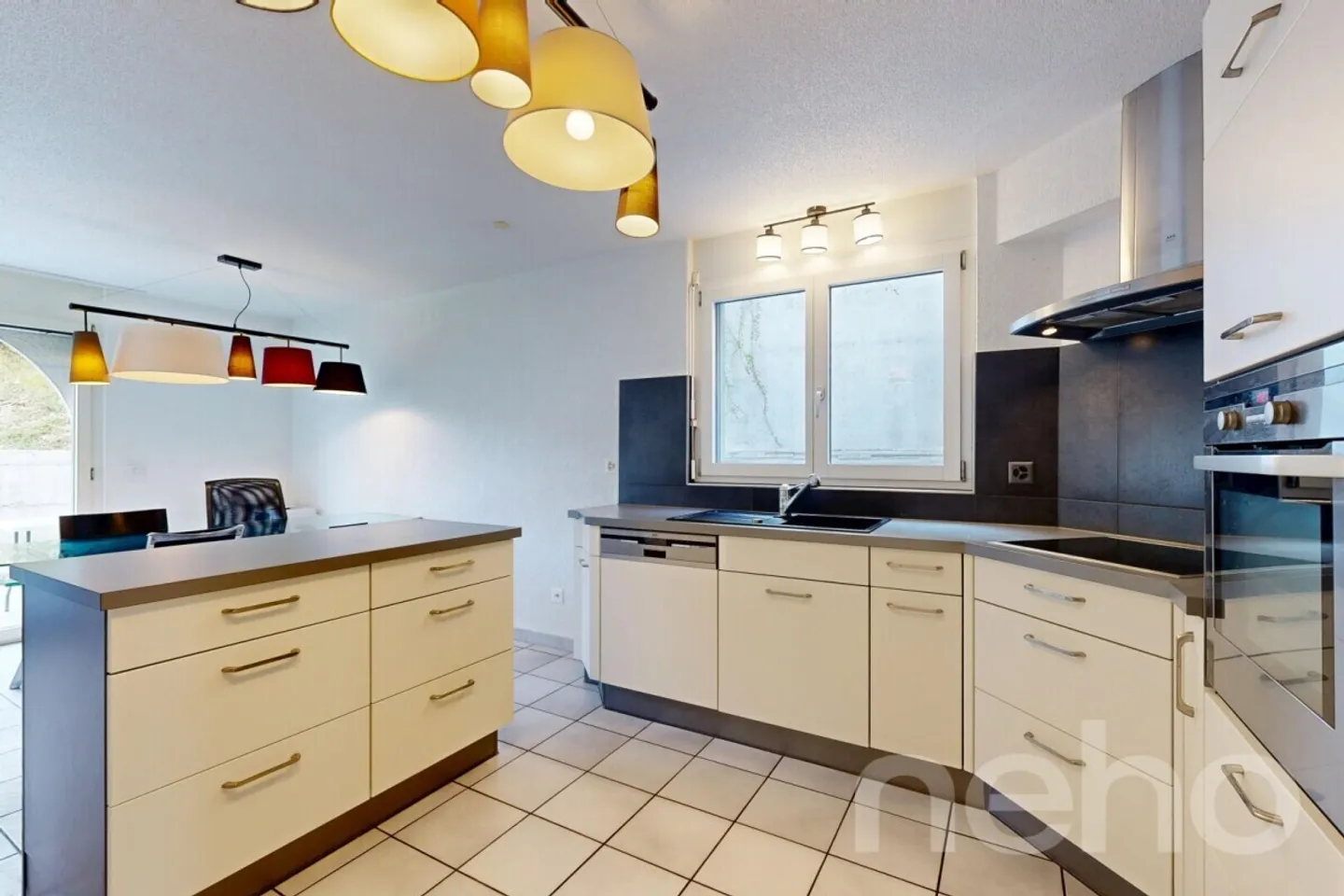 Vivre de manière unique dans le Jura idyllique - Photo 5 sur 12