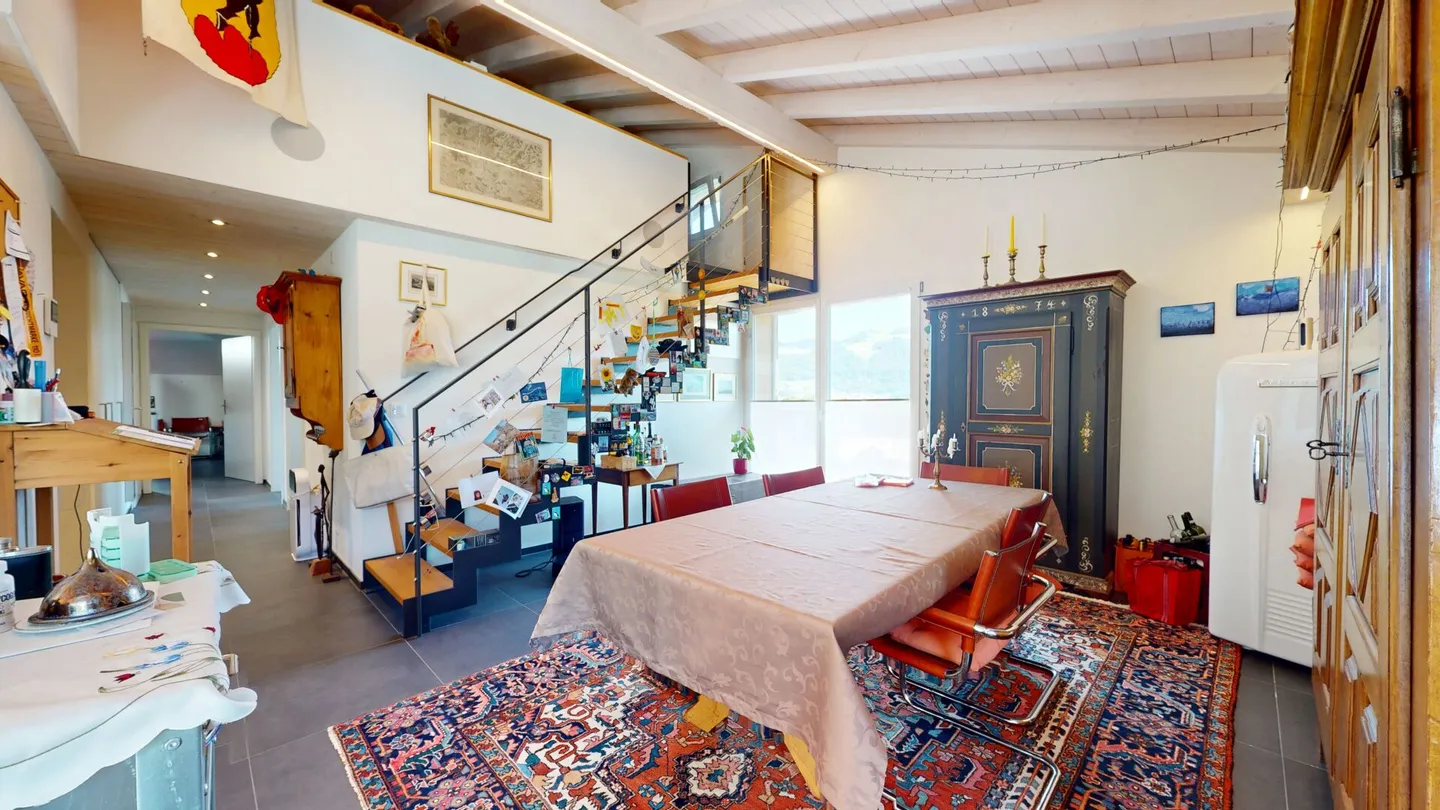 Modern penthouse apartment with spectacular views - Photo 11 of 15