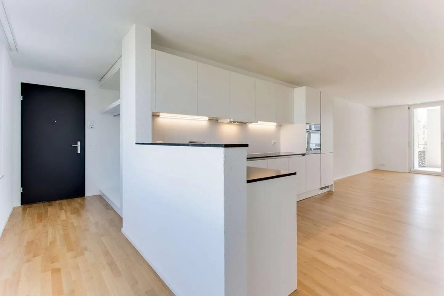 Moderne Wohnung in grüner Lage - Foto 3 von 9