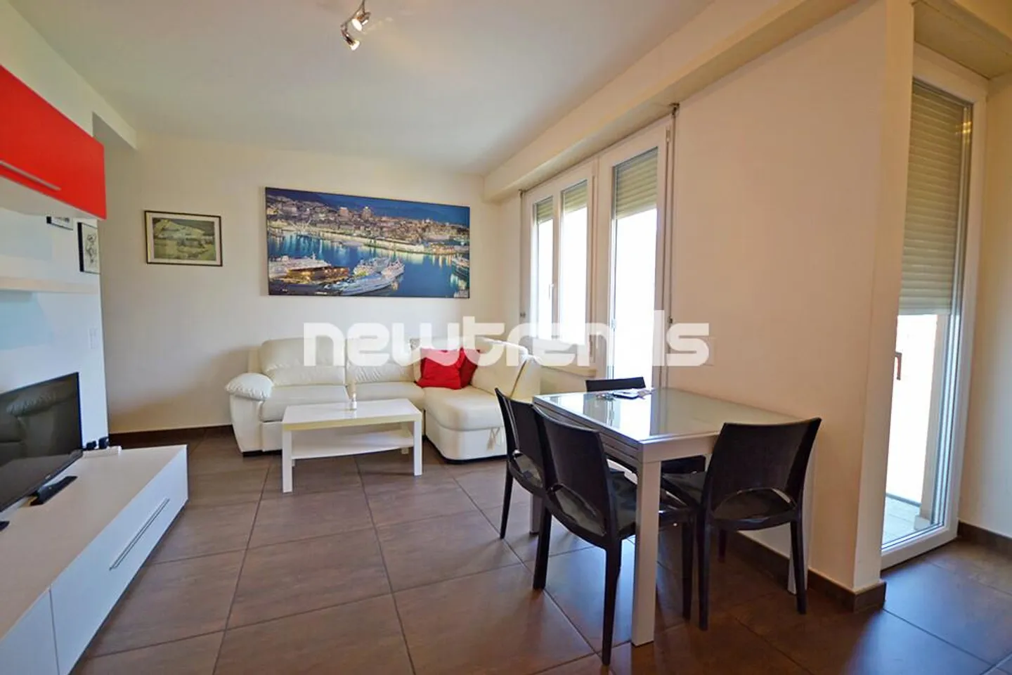 Lugano-centre : appartement meublé de 2,5 pièces à louer - Photo 2 sur 11
