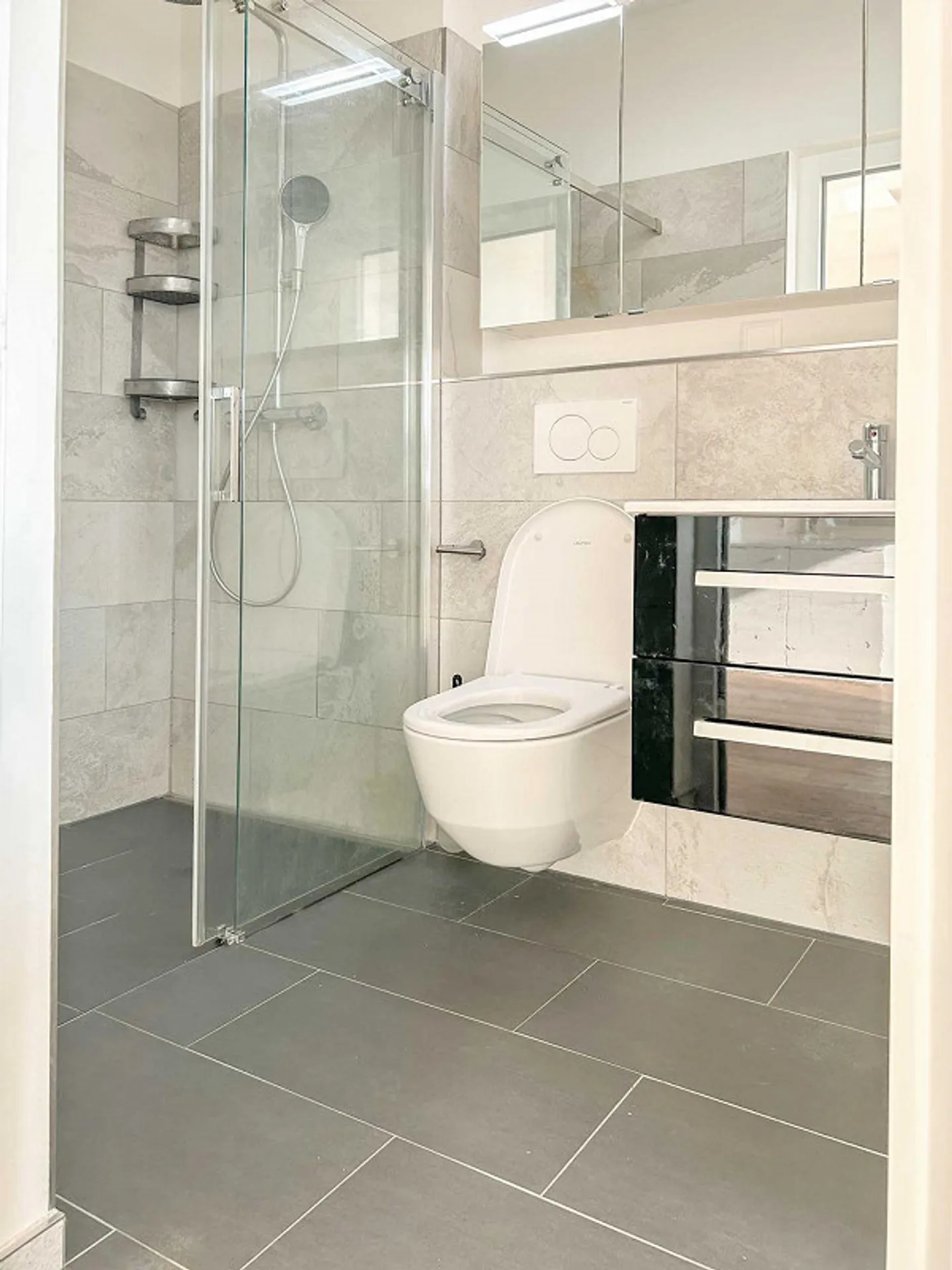 Appartamento luminoso e spazioso di 1,5 stanze nel KMU-Park di Wohlen al 2° piano - Foto 4 di 5