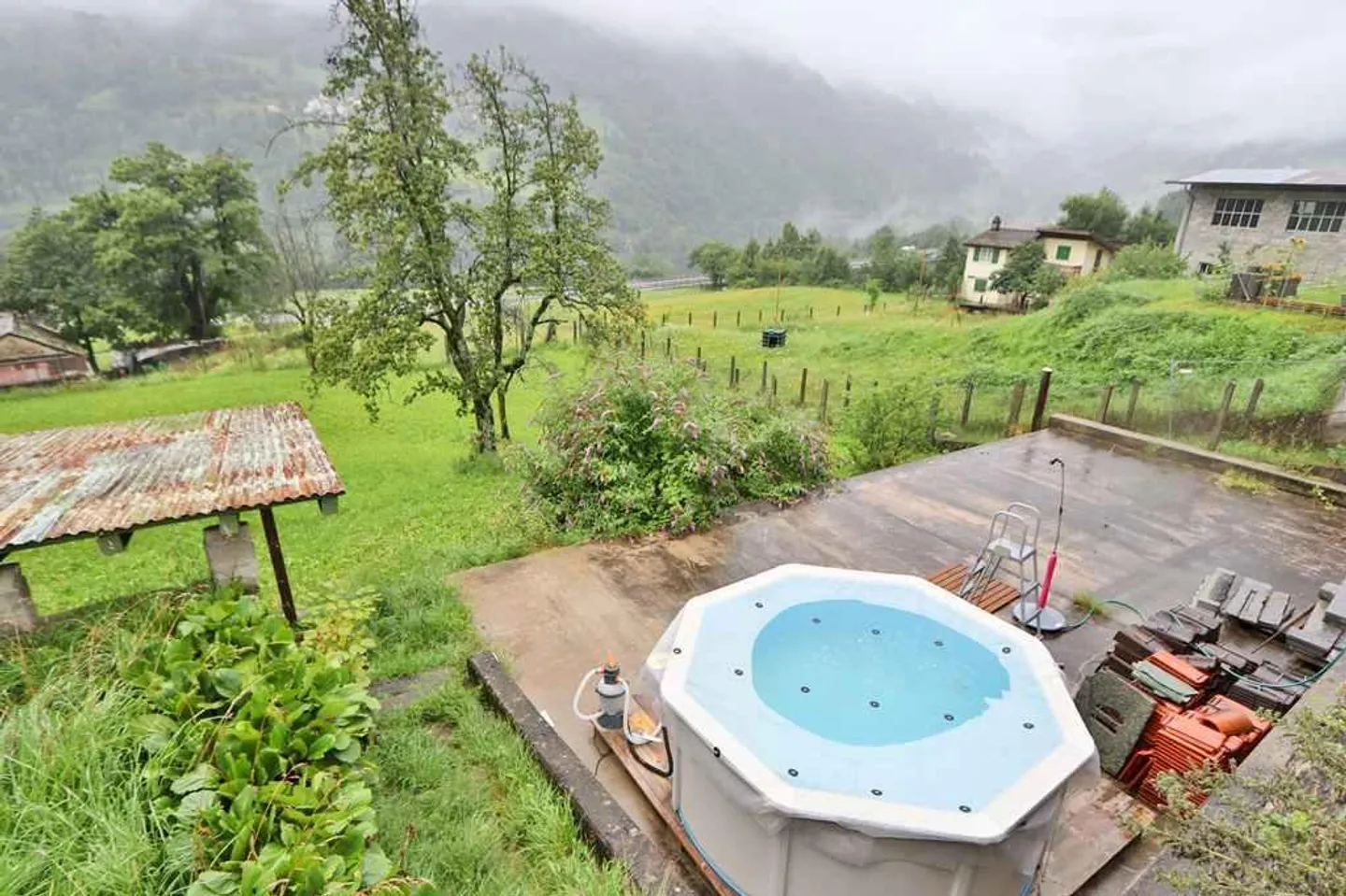 Casa ticinese di 16 stanze con 4 appartamenti con terreno edificabile e vista - Foto 6 di 21